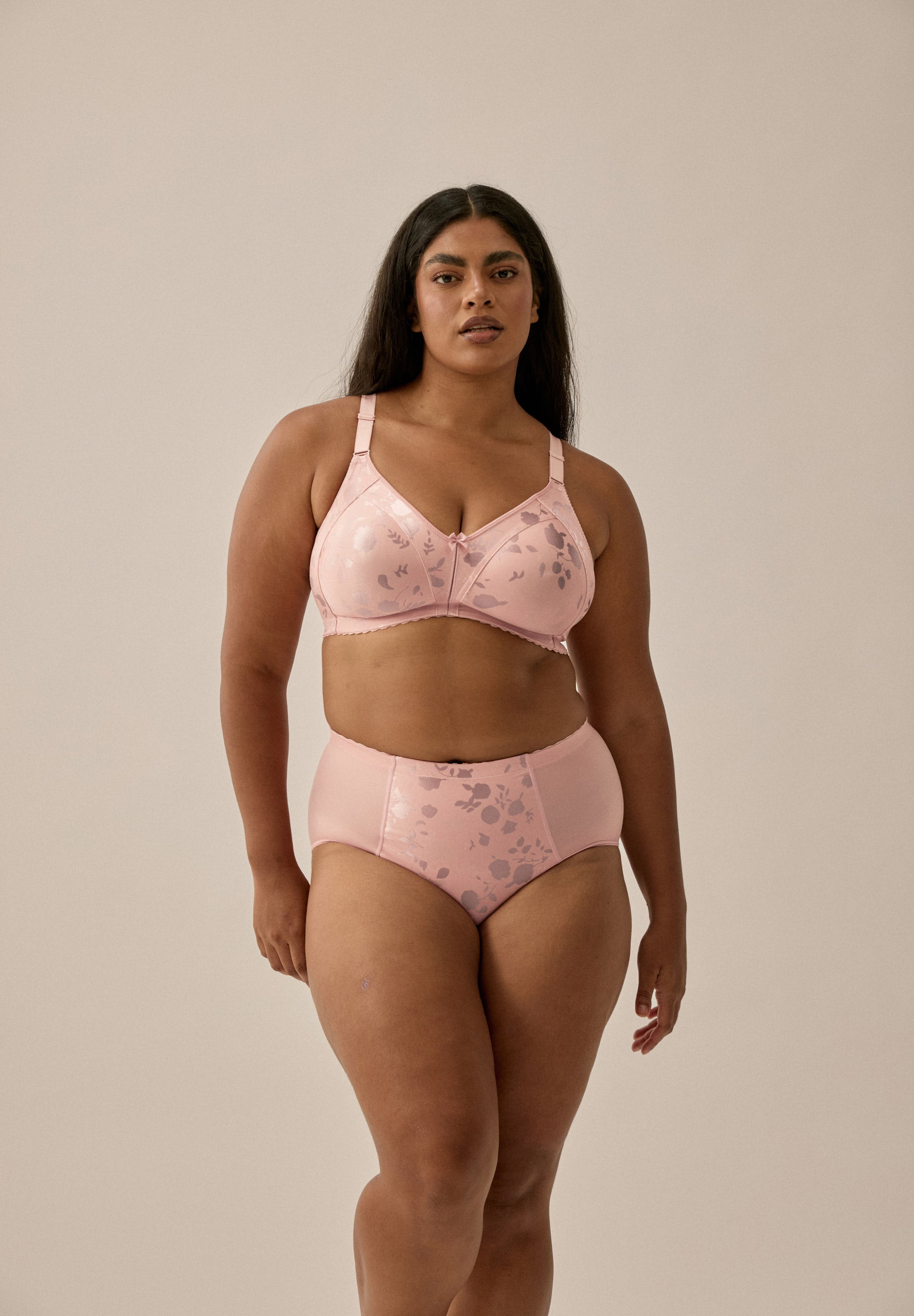 Minimizer Slip with a Floral Pattern - Pink Rose