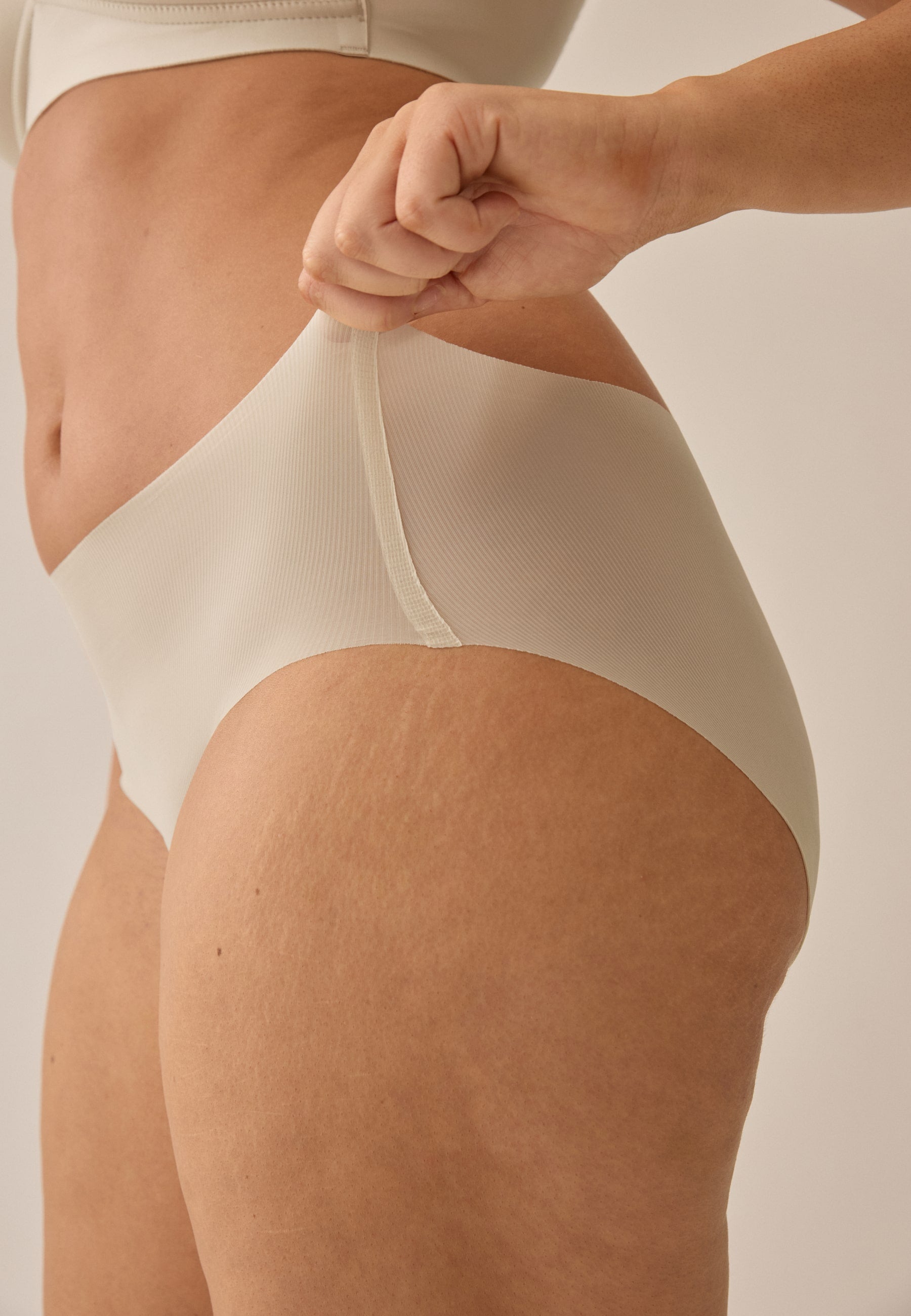 One Size Panty - Light Beige