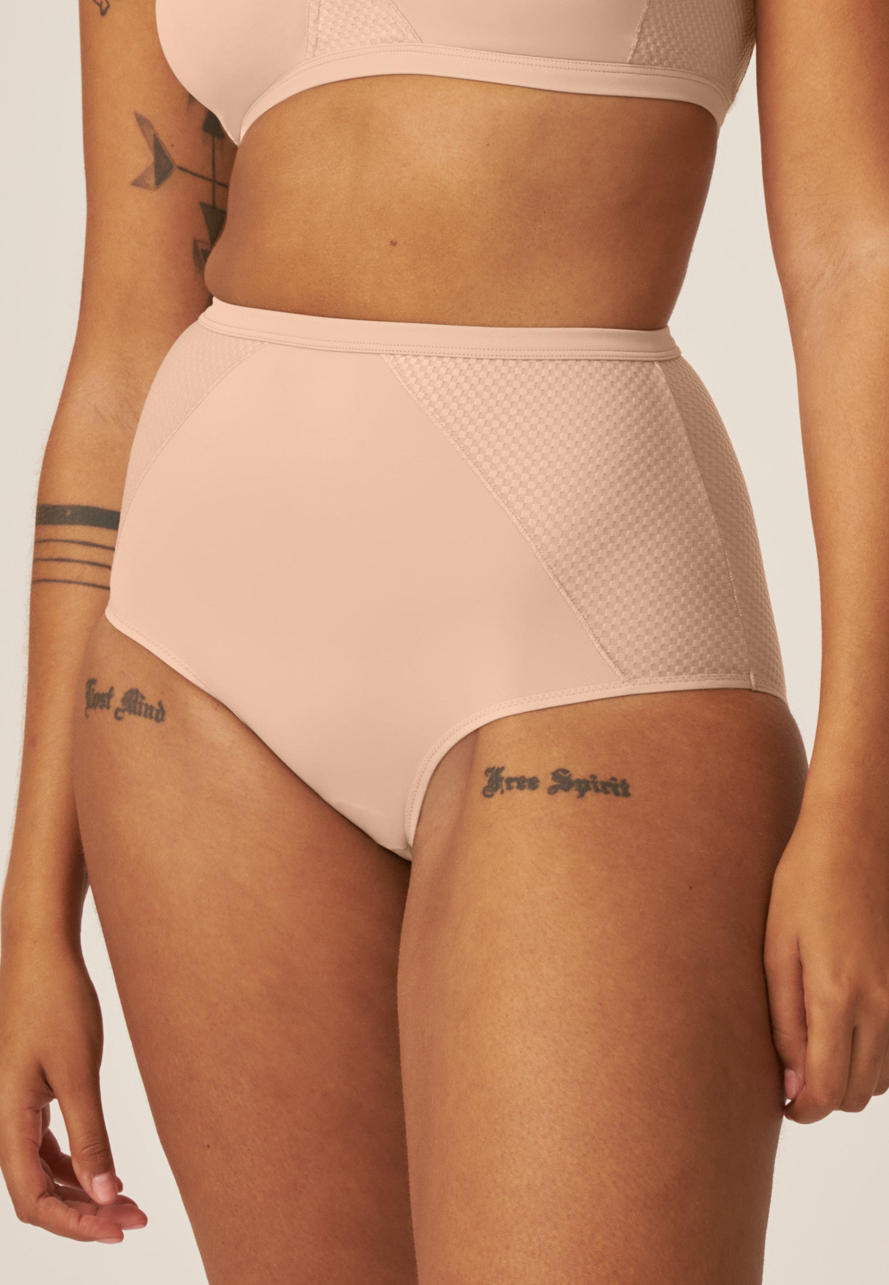 Naturana Comfort High Waist Slip Farbe Light Beige Frontansicht