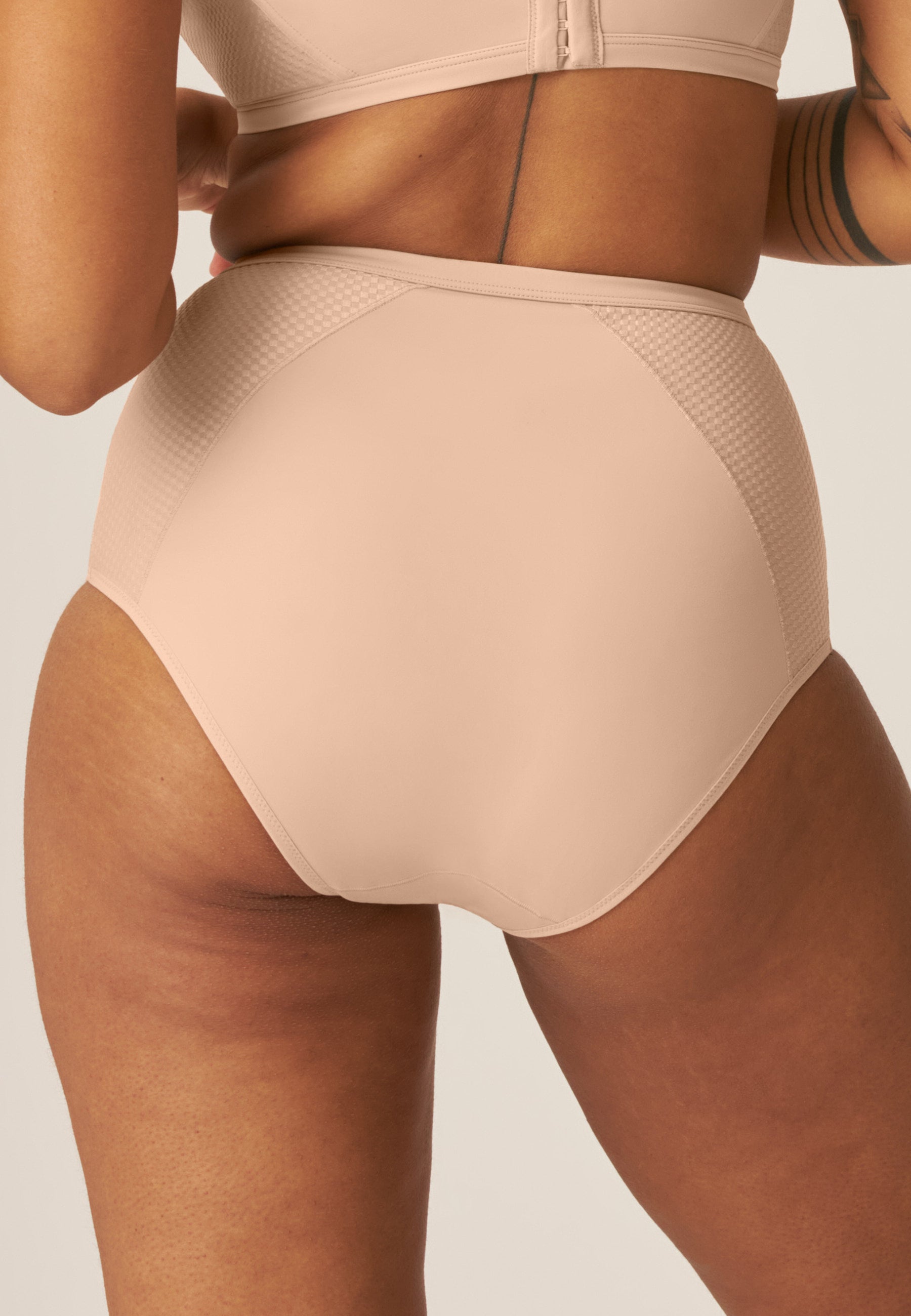 Naturana Comfort High Waist Slip Farbe Light Beige Rückansicht