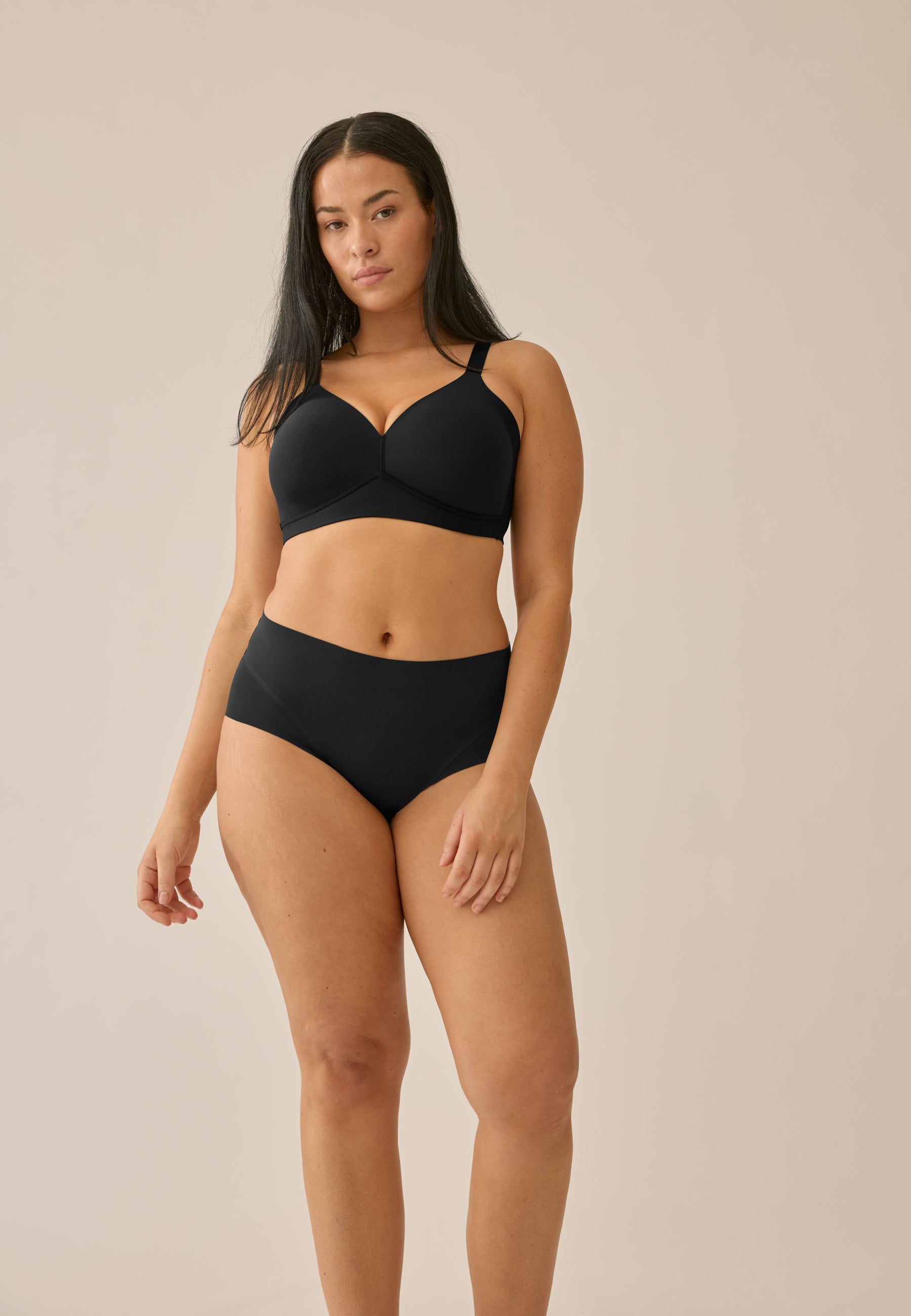 Soft Bra with Side Smoother Effect - Black