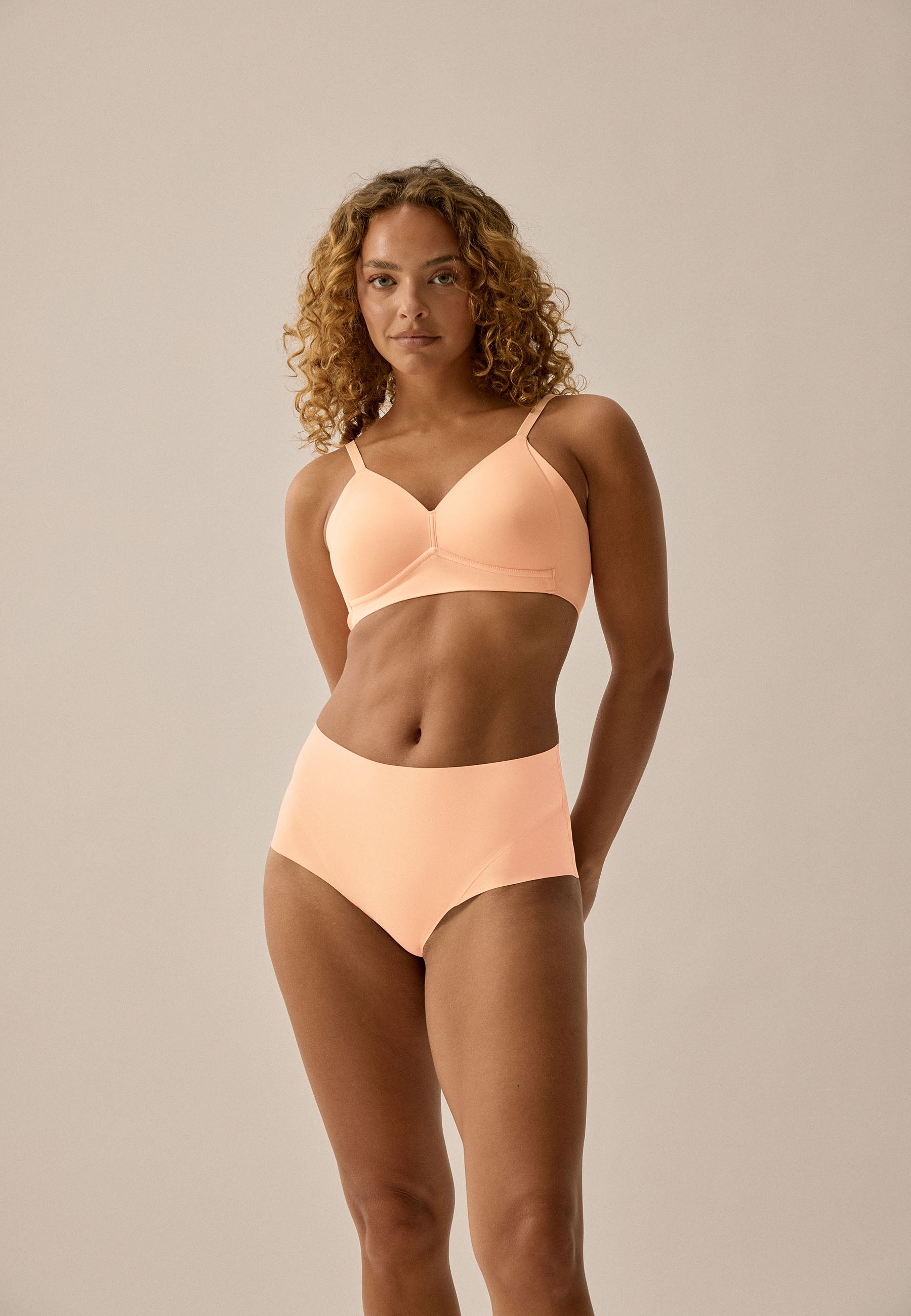 Sujetador suave con efecto alisador lateral - Sunset