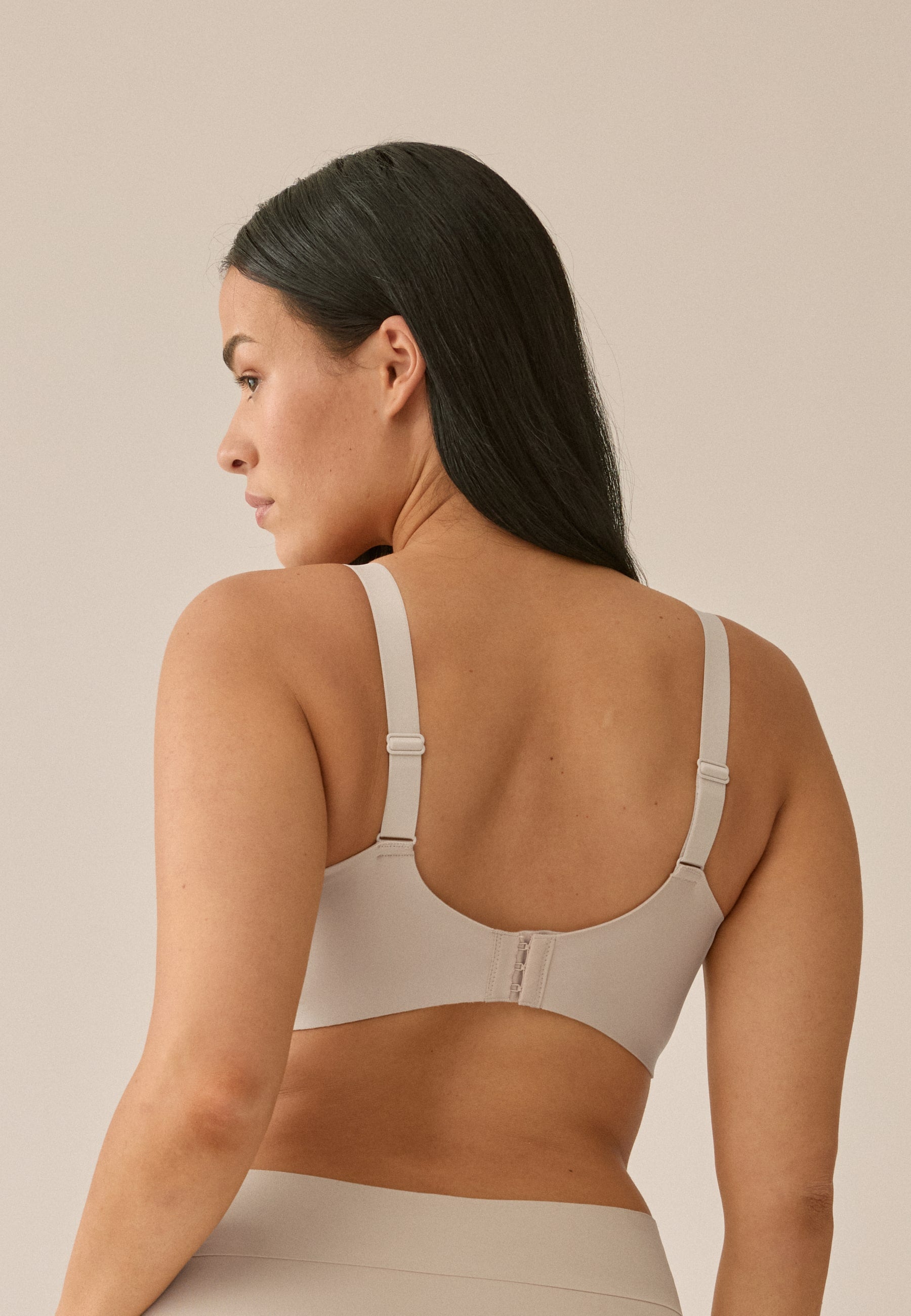 Soft Bra with Side Smoother Effect - Light Beige