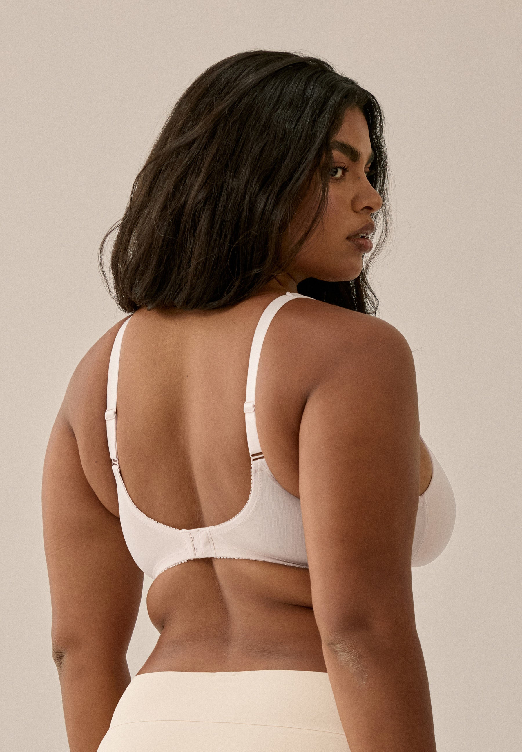 Soft-BH mit Schale und Entlastungsträgern - Light Beige