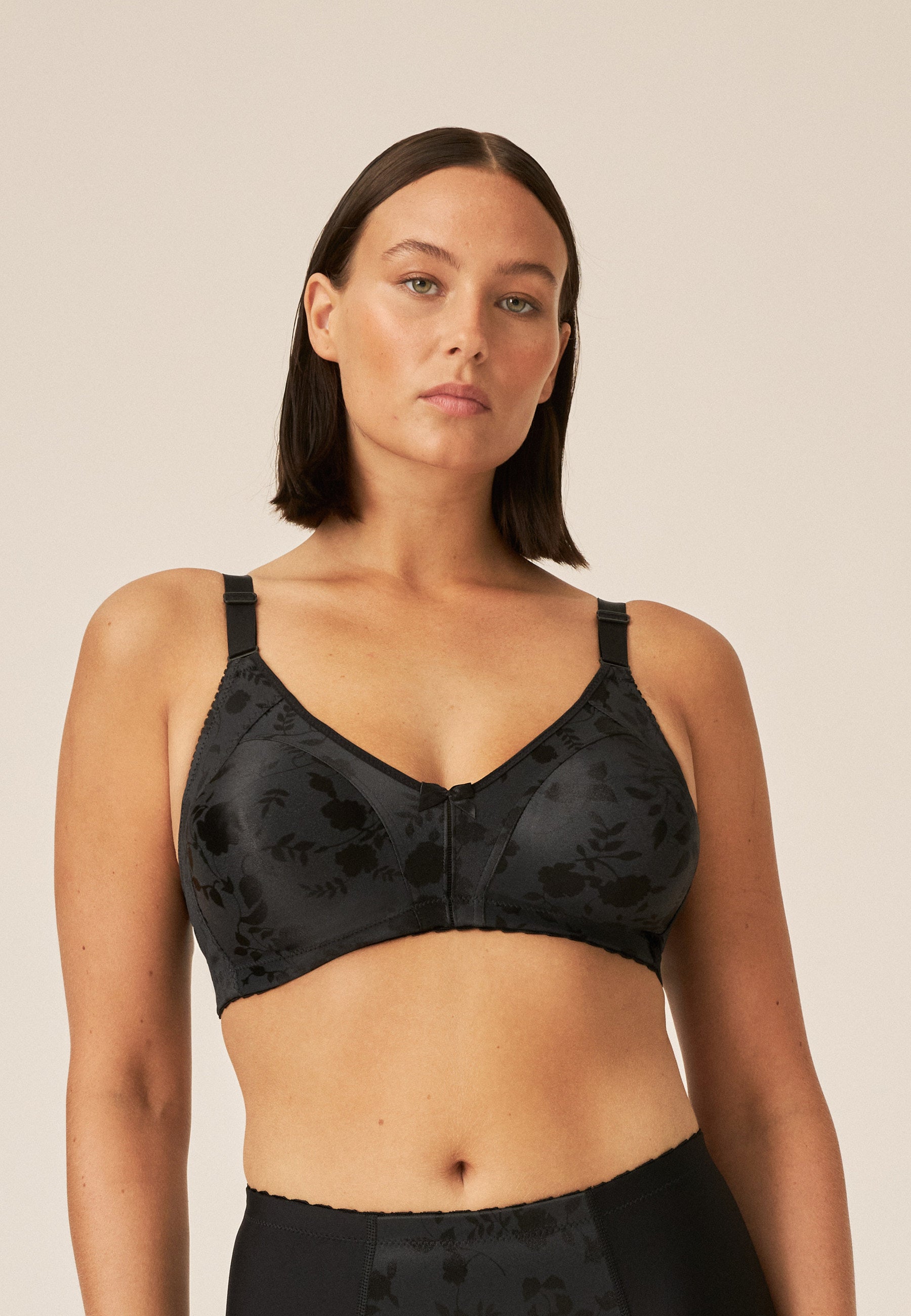 Naturana Minimizer Soft-BH in Blumenmuster Farbe Schwarz Frontansicht