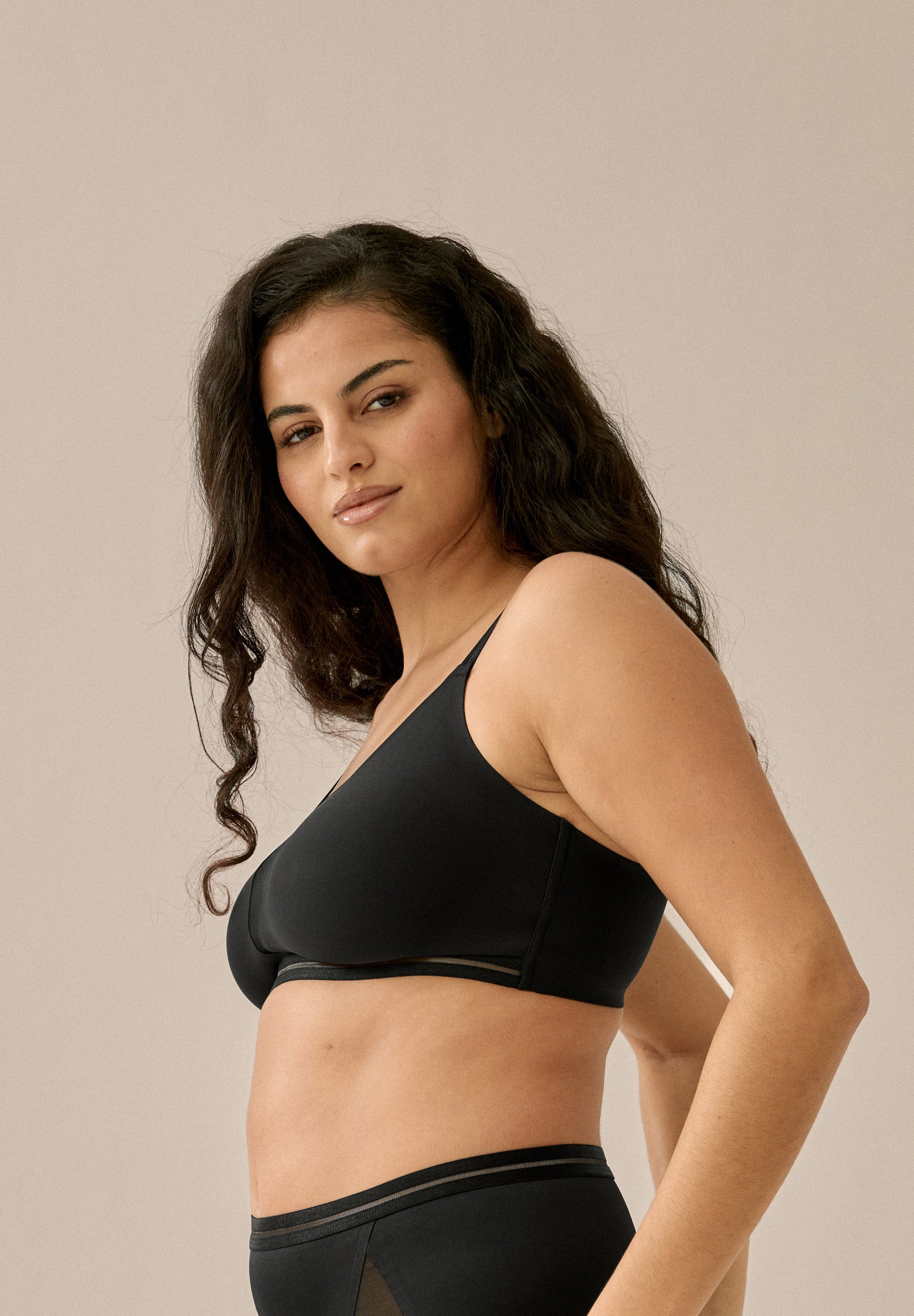 Softer Wohlfühl-BH mit Mesh-Details Set - Schwarz