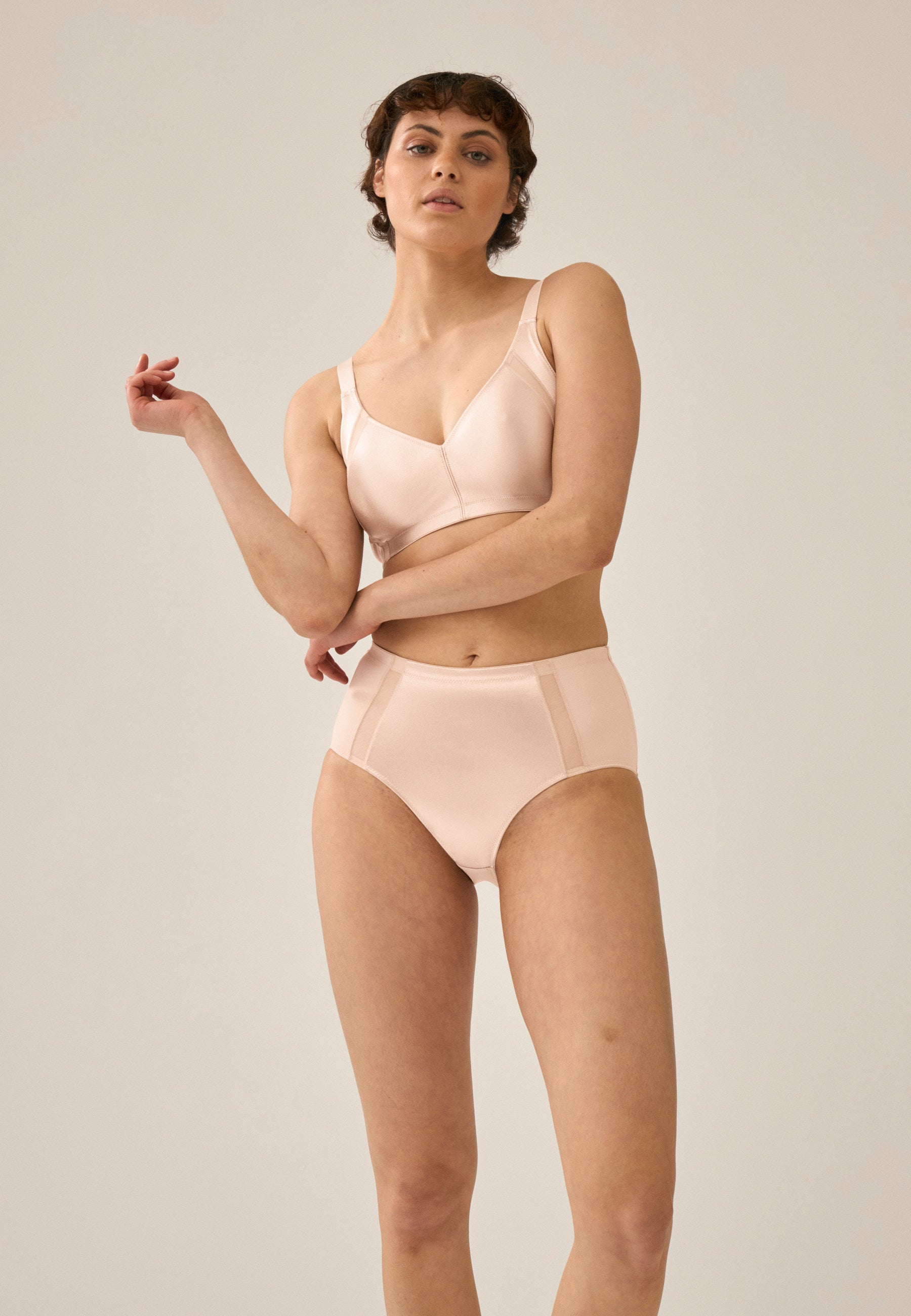 Curve Hugger - Soft Bra - Light Beige