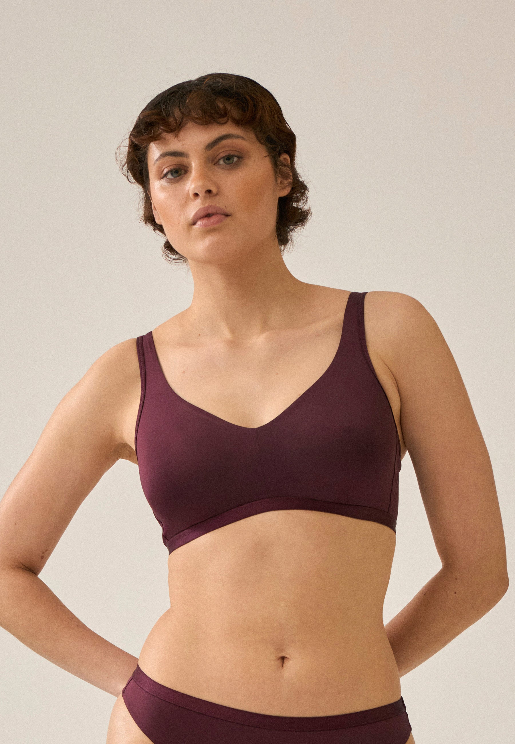 Molded Bra Without Underwire - Wine Tasting