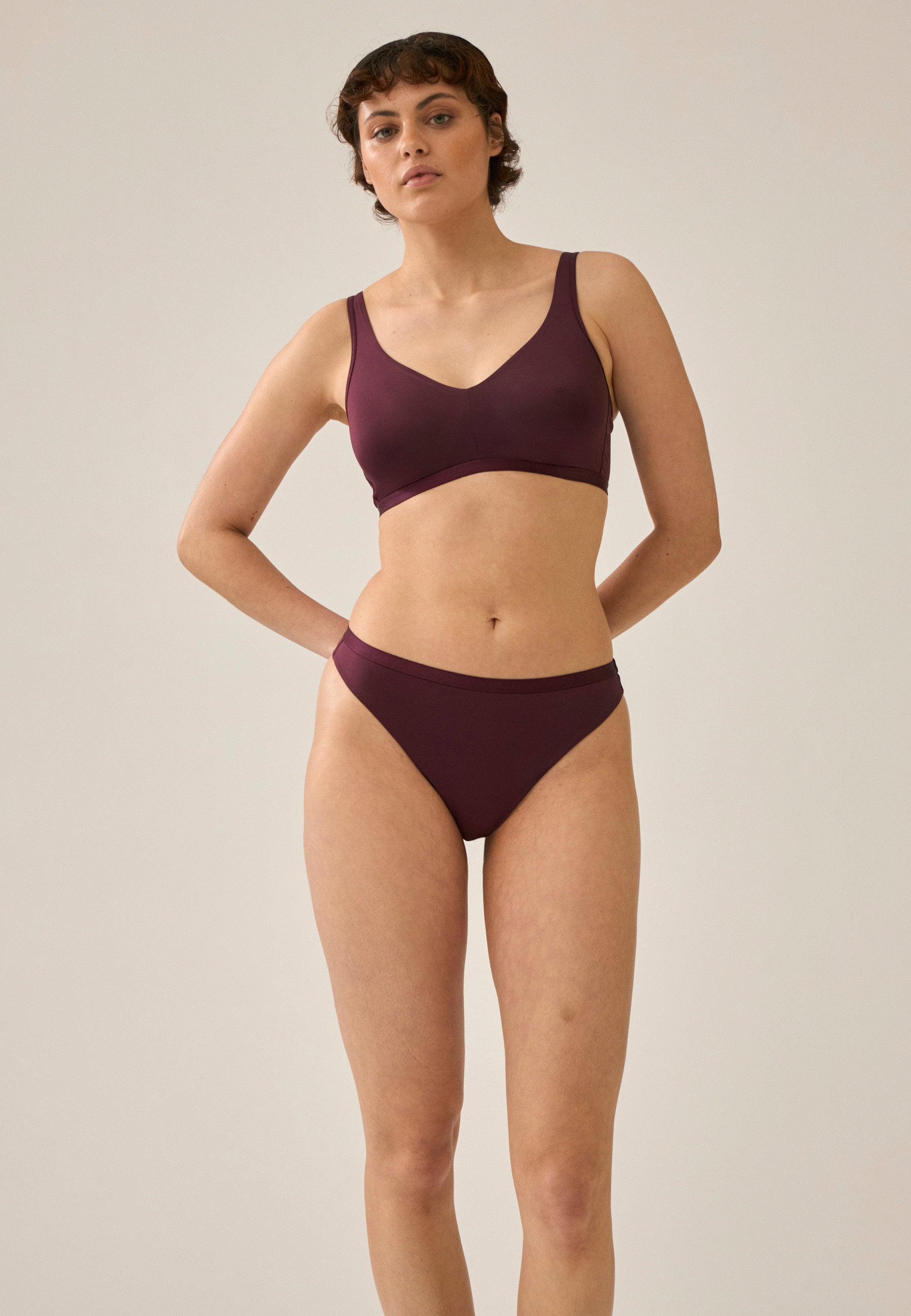 Molded Bra Without Underwire - Wine Tasting