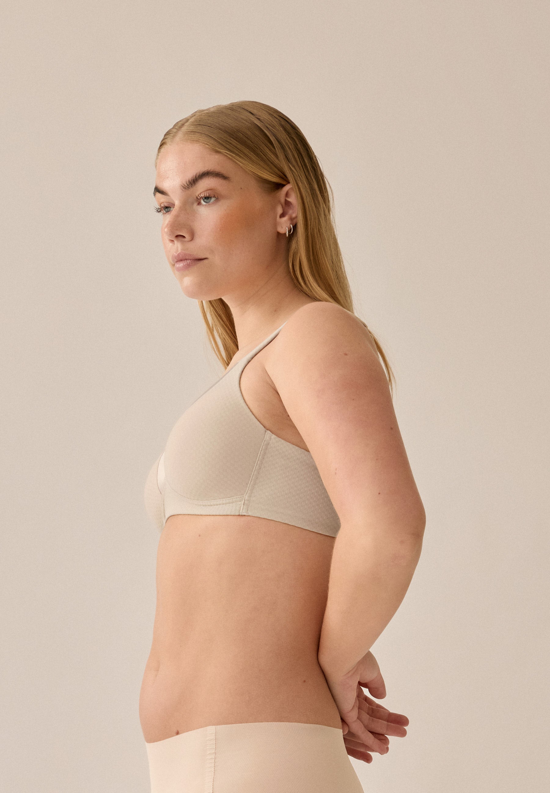 Sujetador suave sin aros con copas – Beige claro con Jacquard