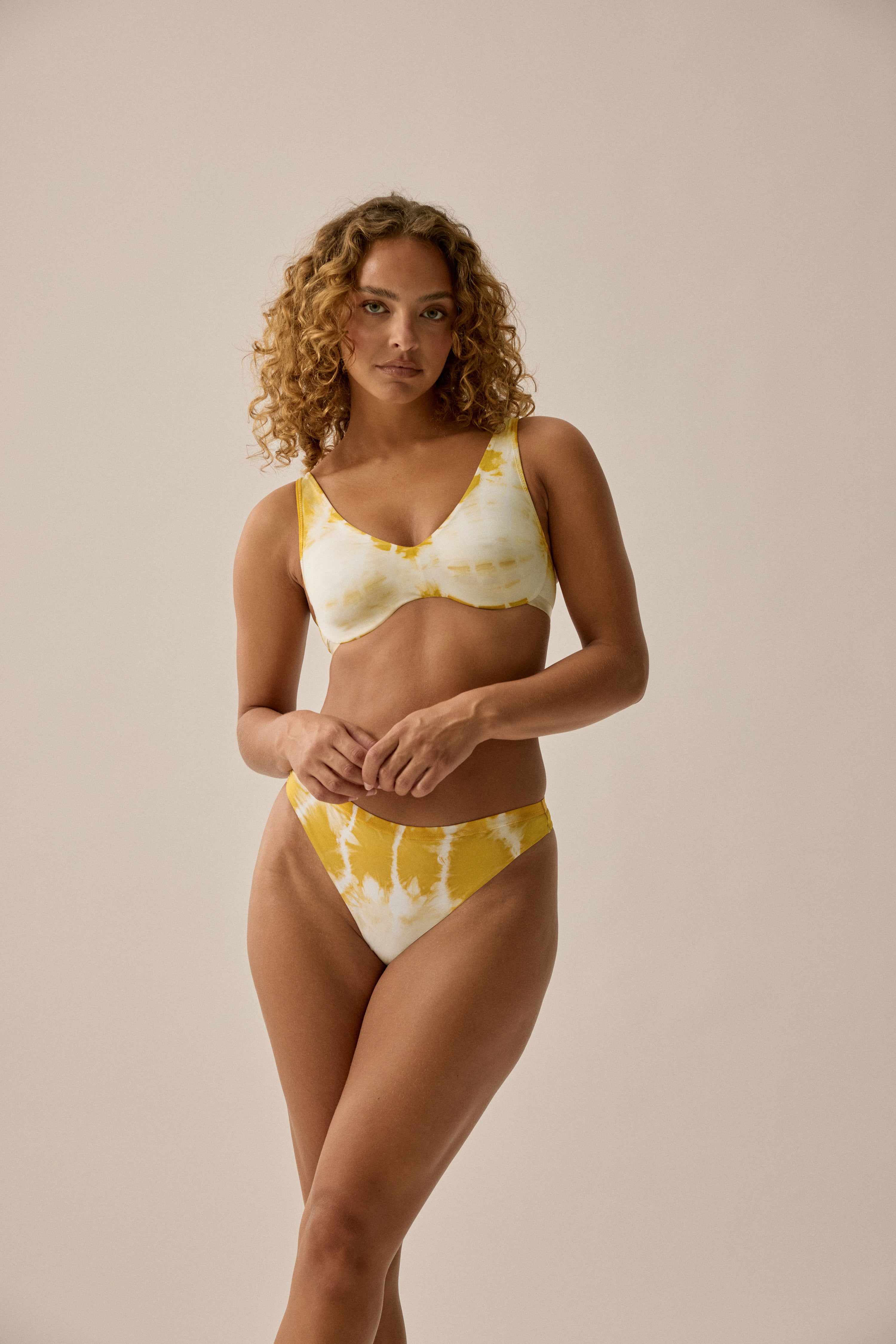Tanga - Sunny Peel