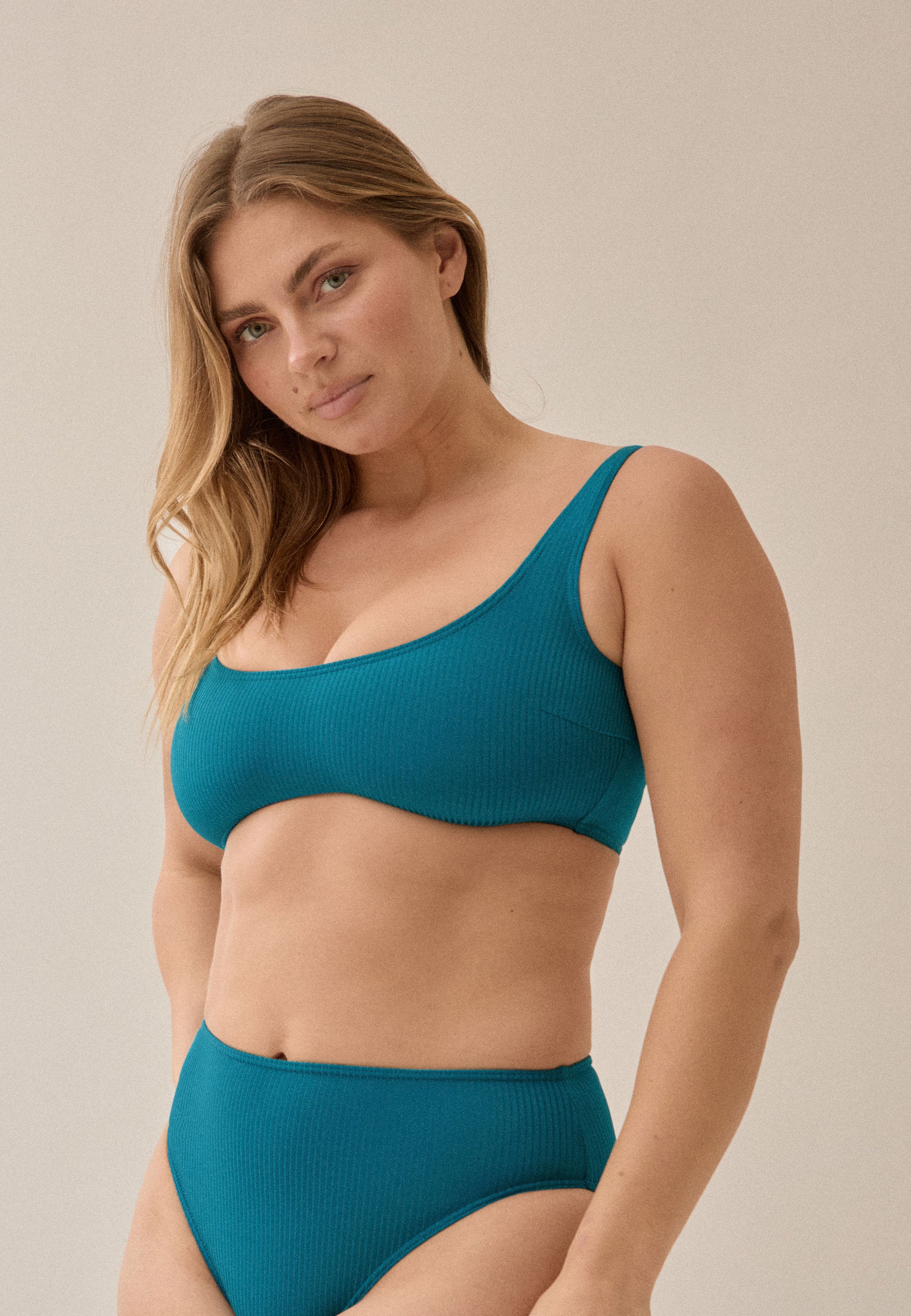 Bustier Bikini Top in Rippoptik - Lagoon