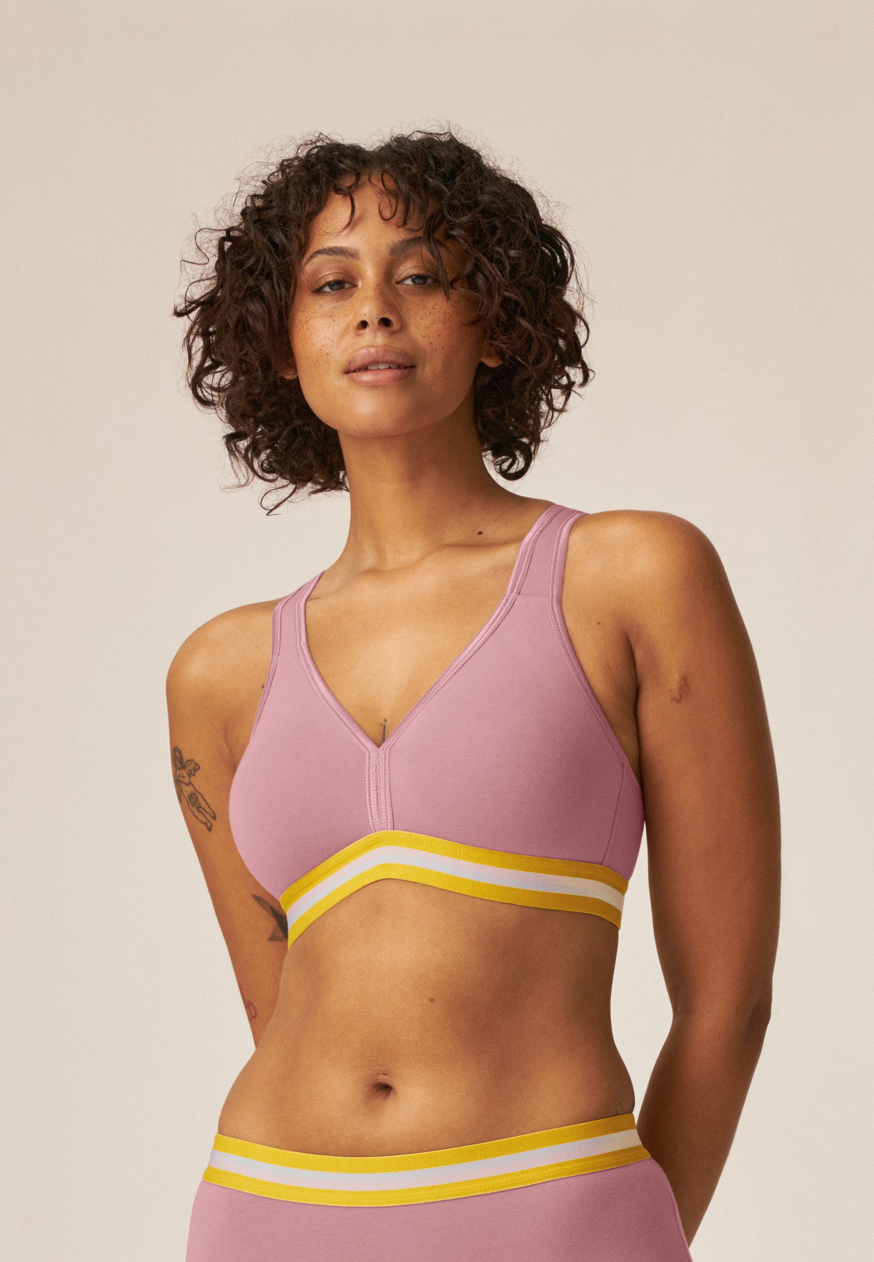 Naturana Athleisure Soft-BH Farbe Smoked Orchid Frontansicht