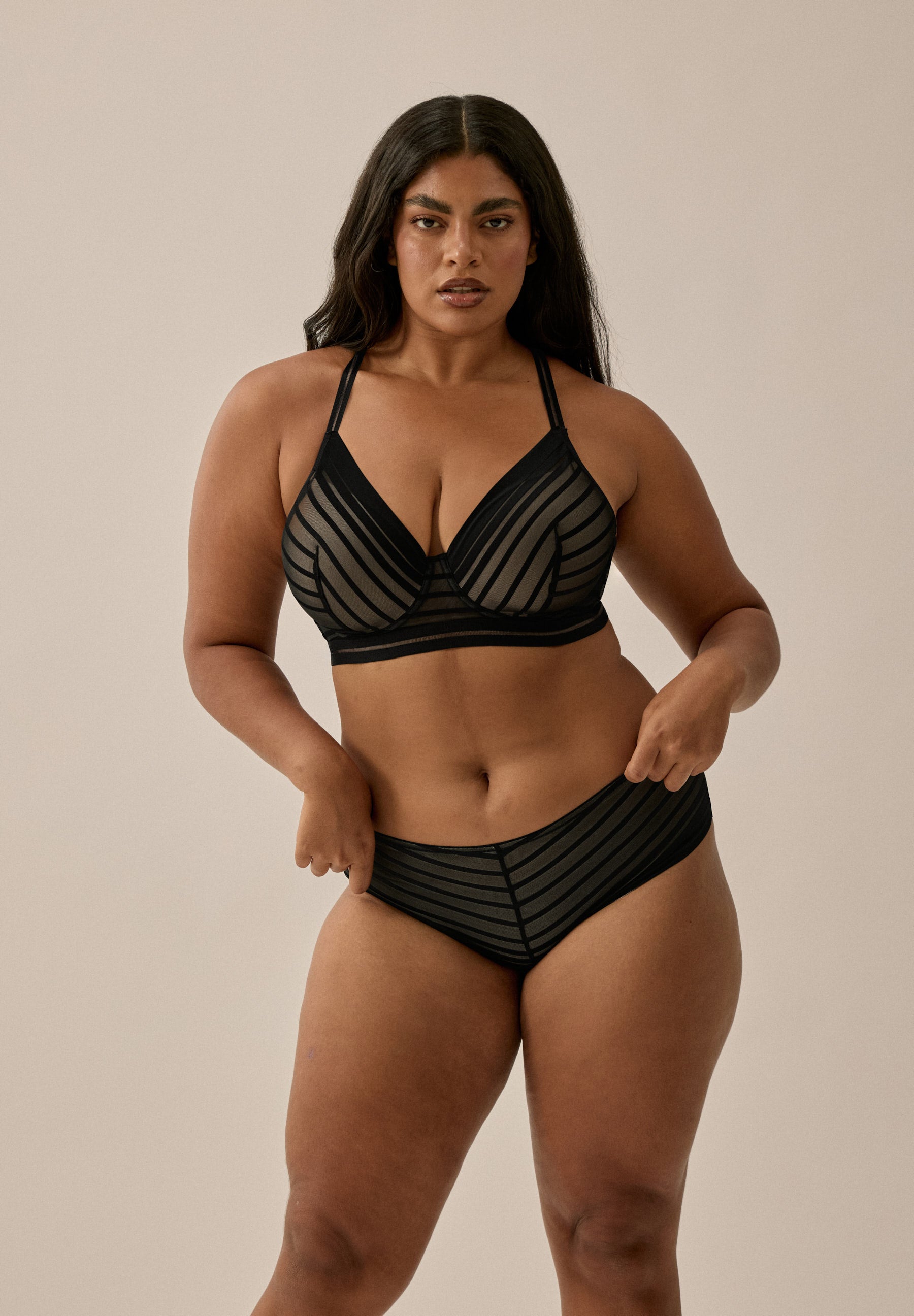 Elegant Mesh Underwired Bra with Cups – Black-Nude