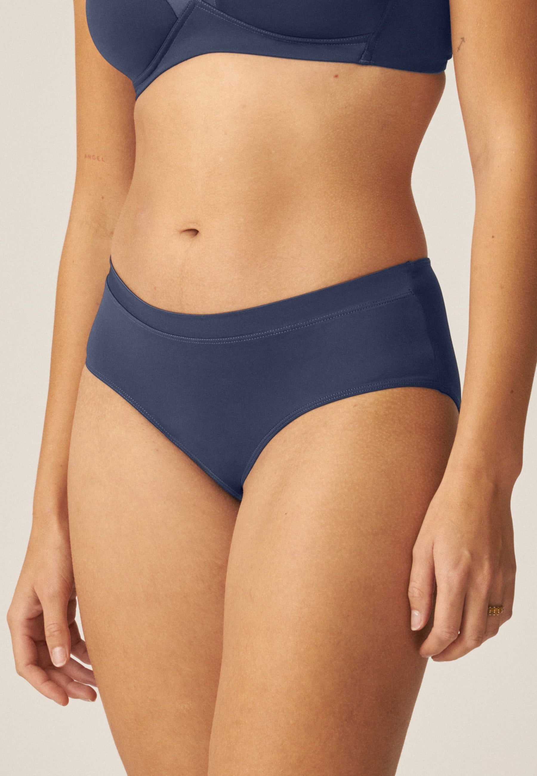 Softer Slip mit Glanzband - Navy