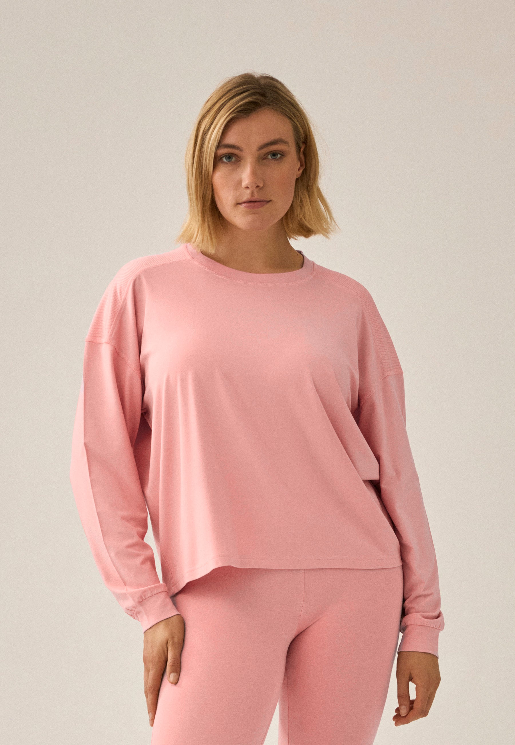 Long-Sleeve T-Shirt with Mesh Insert - Pink Rose