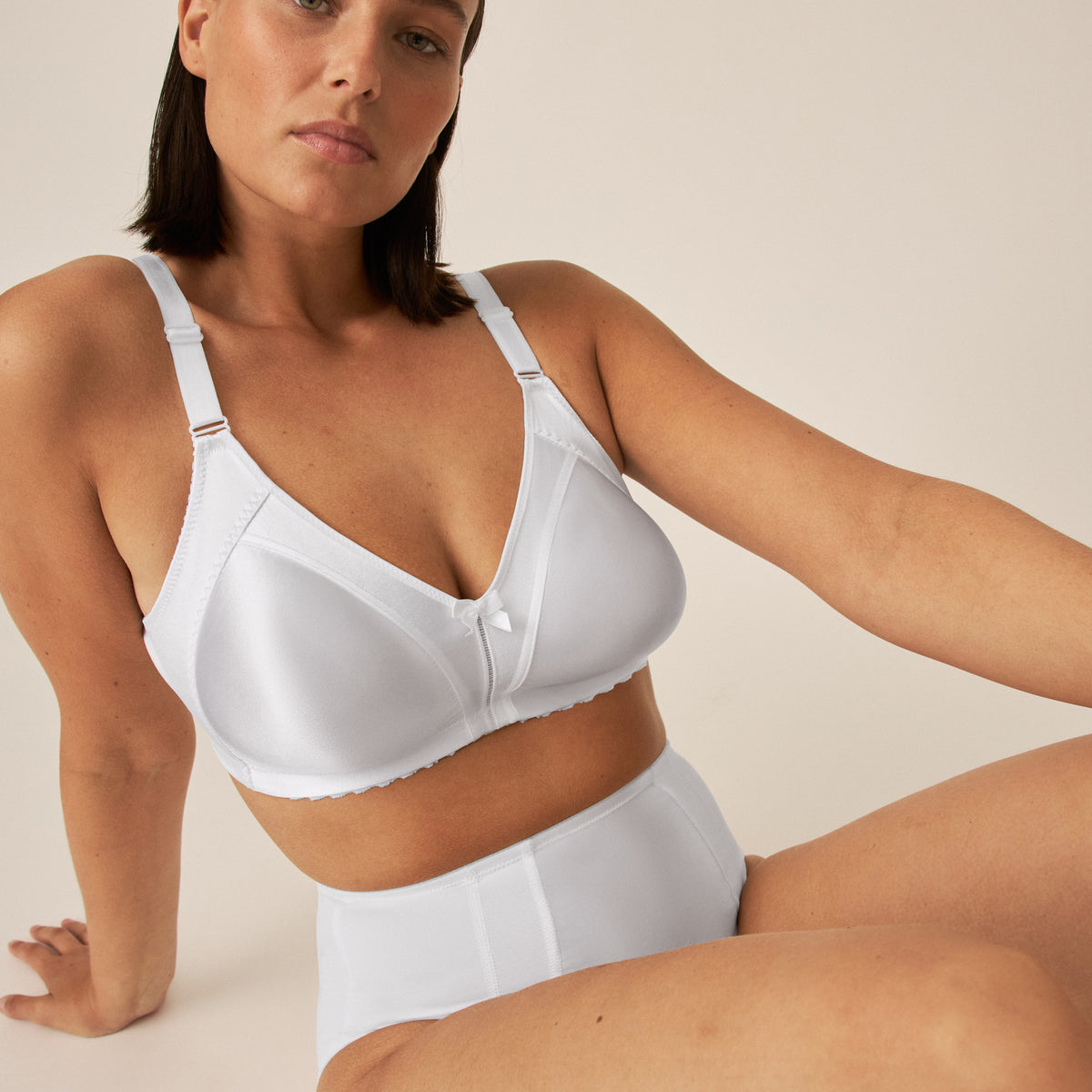 Sariana 15087806 Messina women's soft bra size. 80C White New