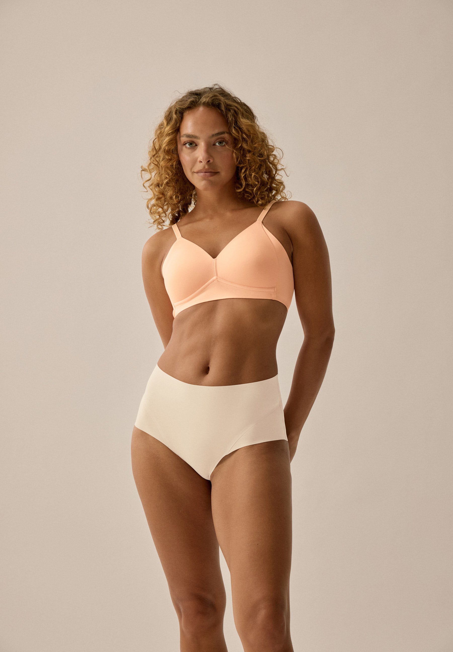 Soft Bra with Side Smoother Effect - Ecru