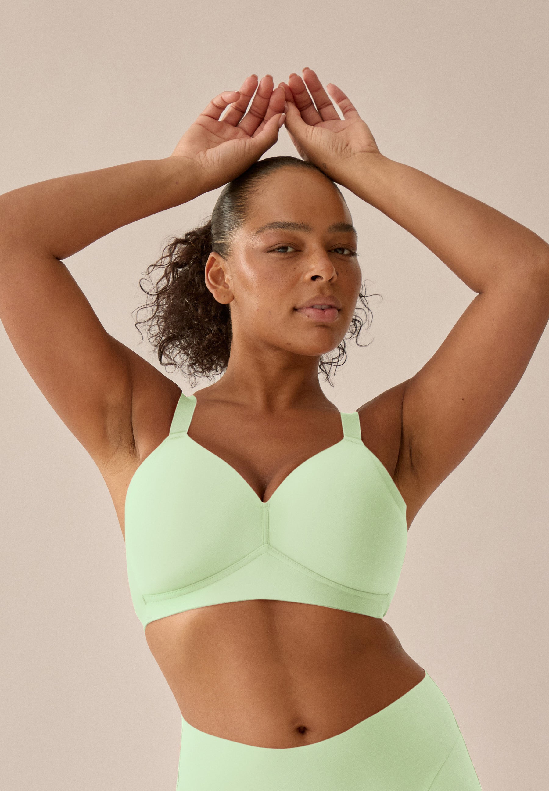 Sujetador suave con efecto alisador lateral - Aquamenta