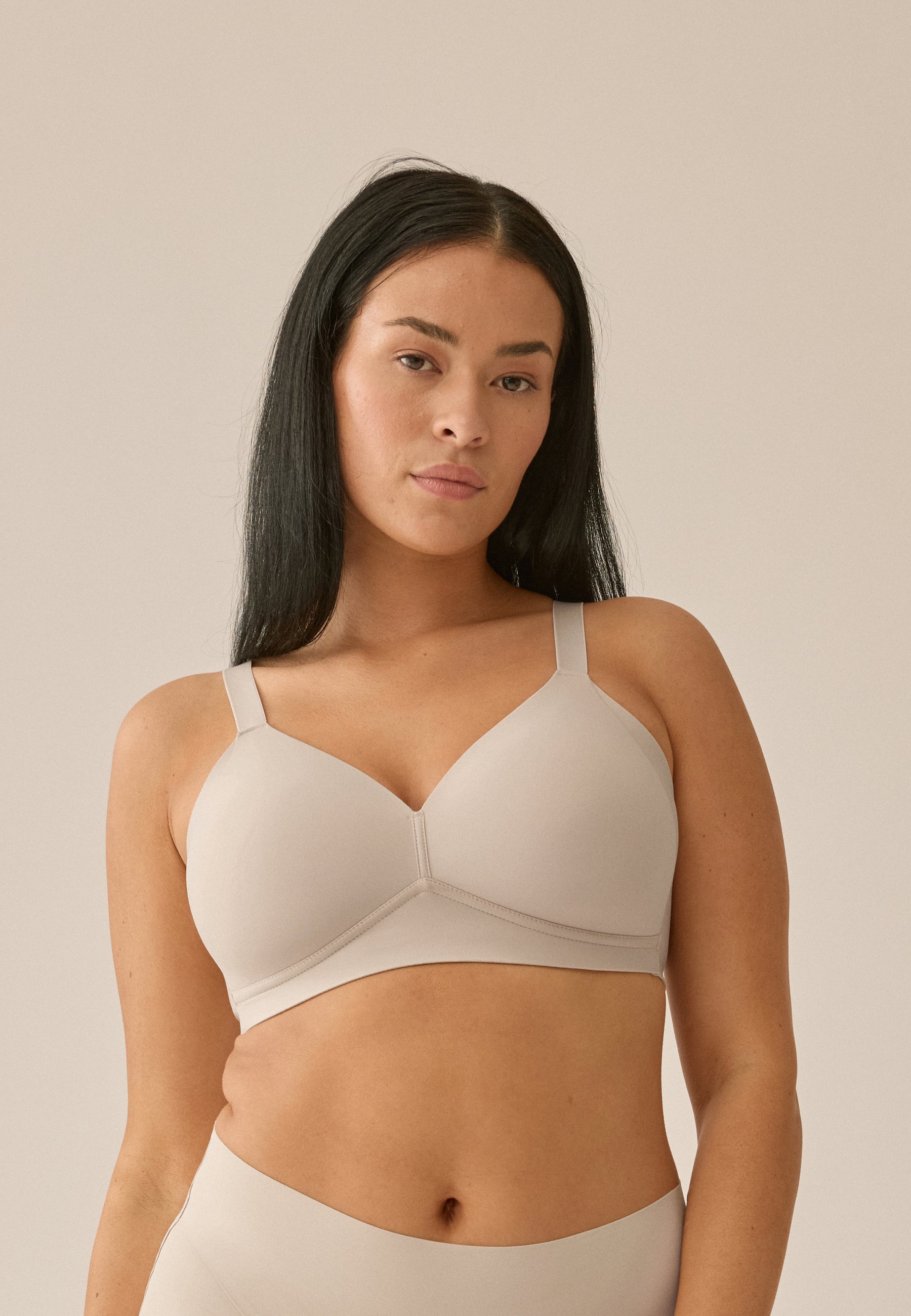 Soft Bra with Side Smoother Effect - Light Beige