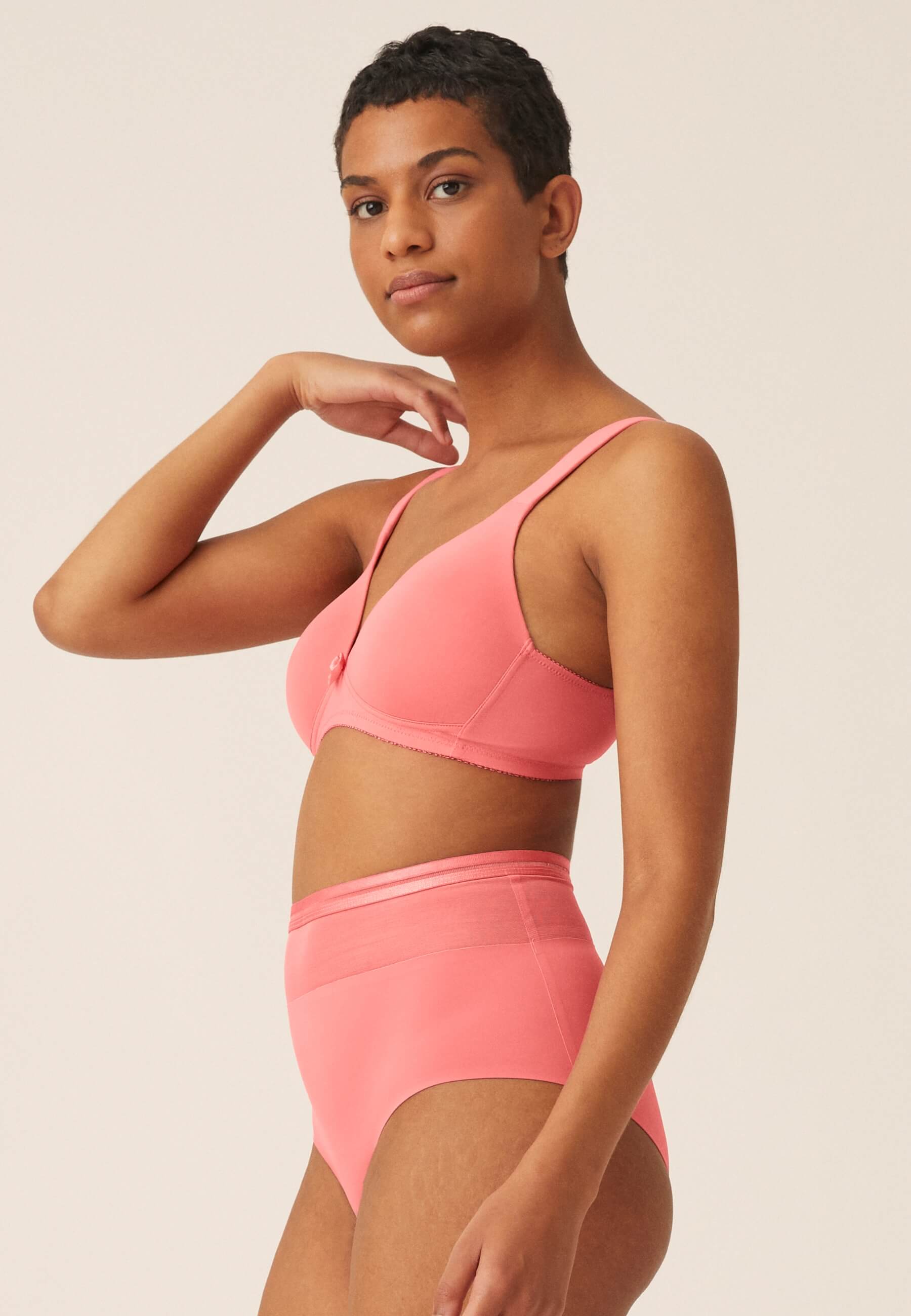 Soft Bra with Cup and Support Straps - Raspberry Mousse