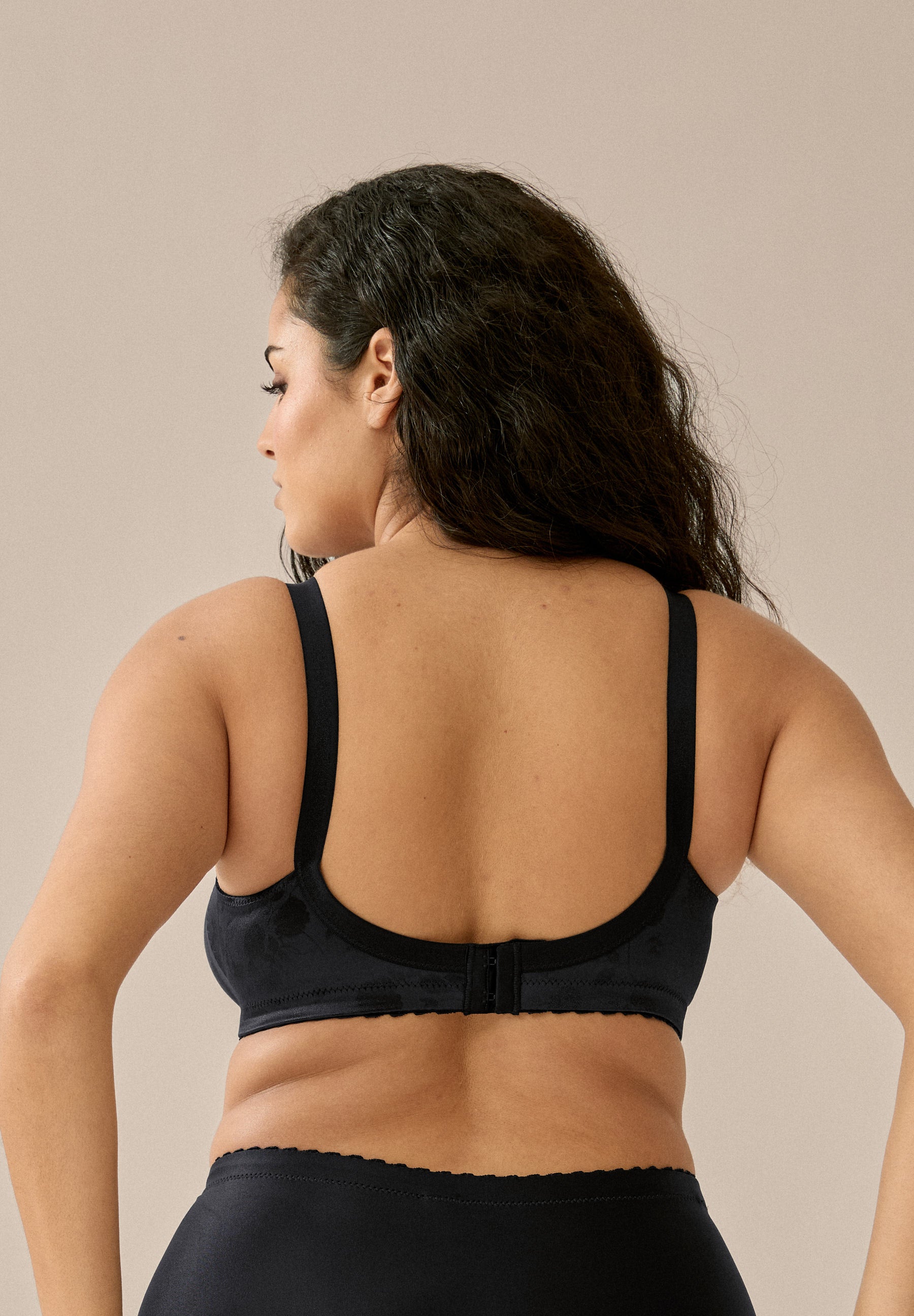 Sujetador suave Minimizer (reductor) con estampado de flores