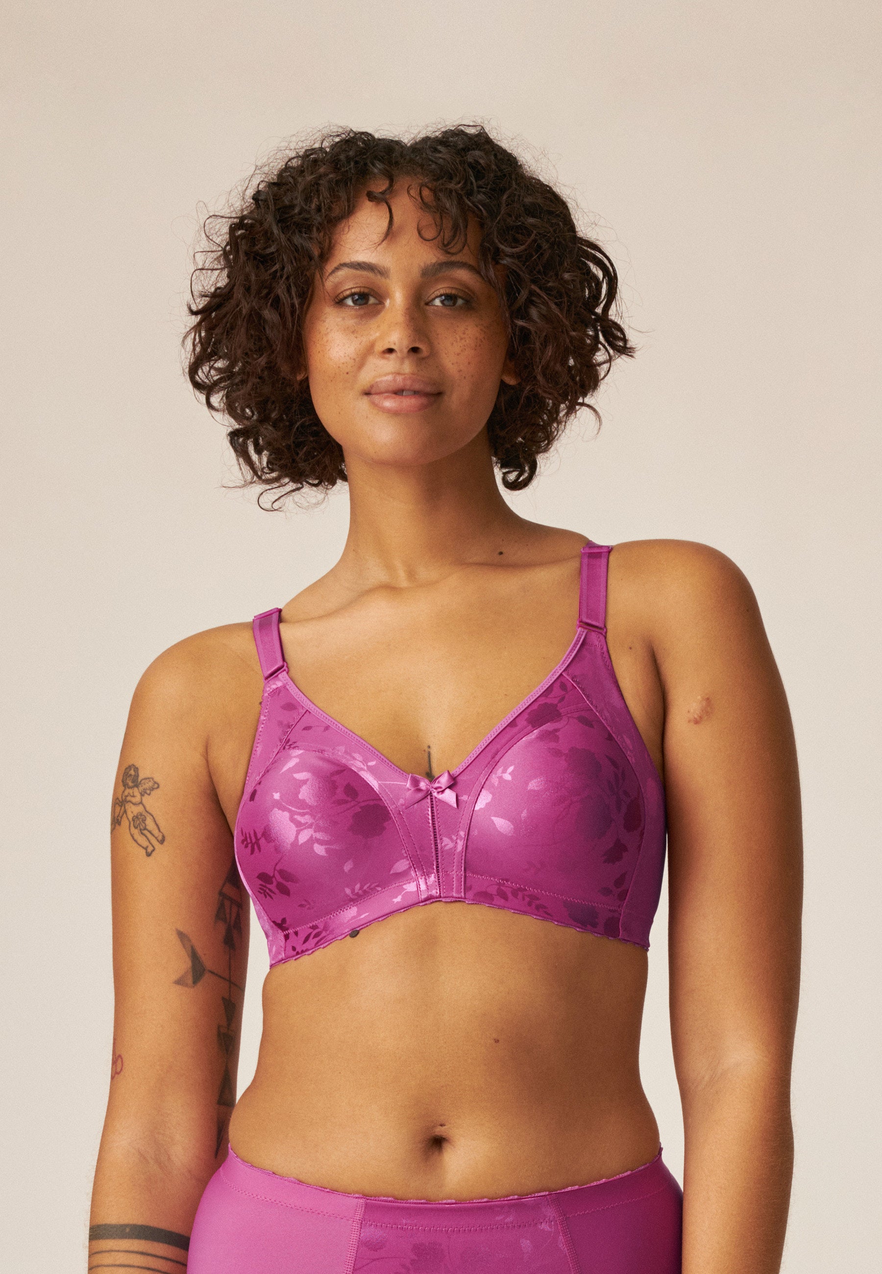 Minimizer soft bra in floral pattern - Purple Orchid