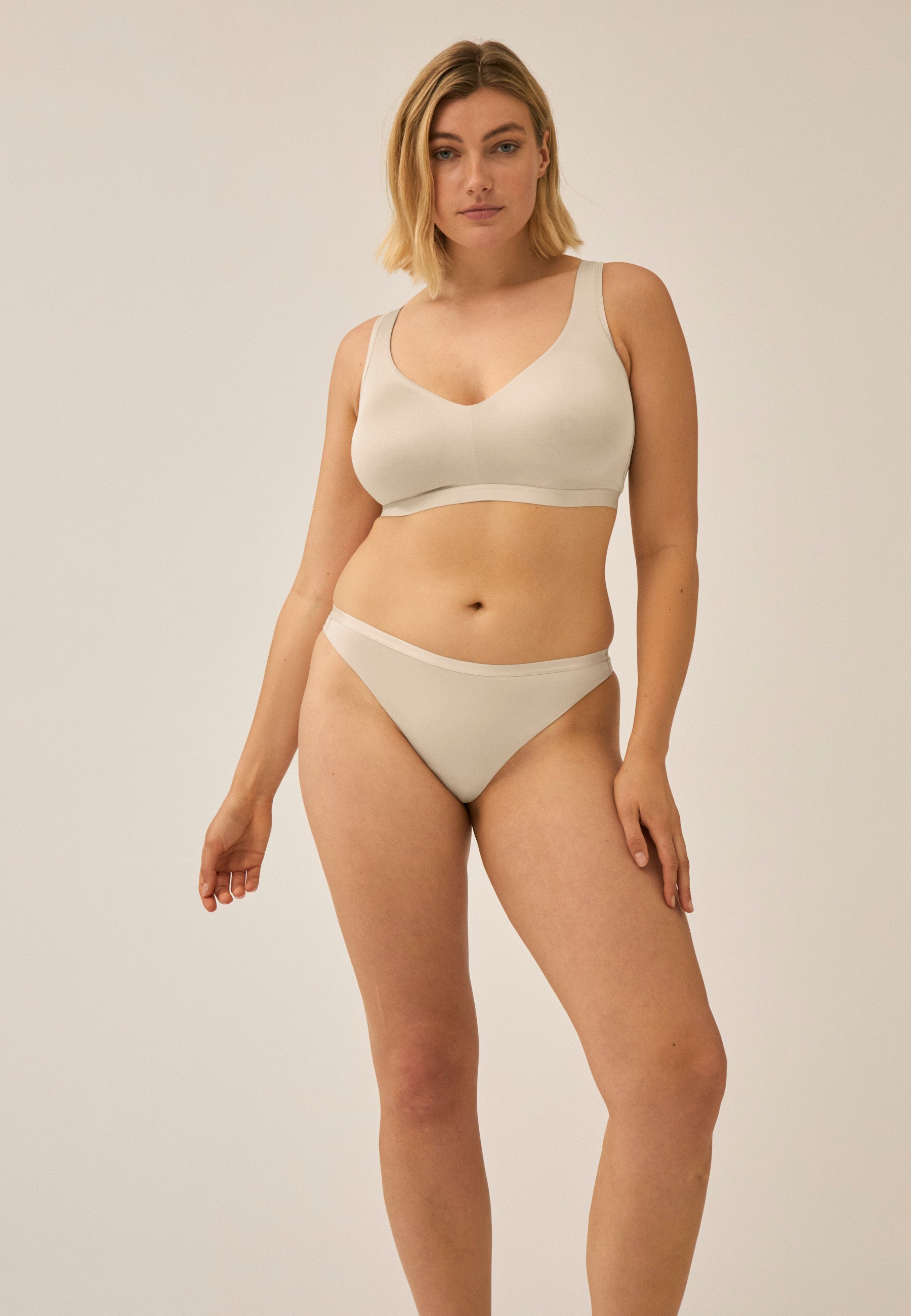 Molded Bra Without Underwire - Light Beige