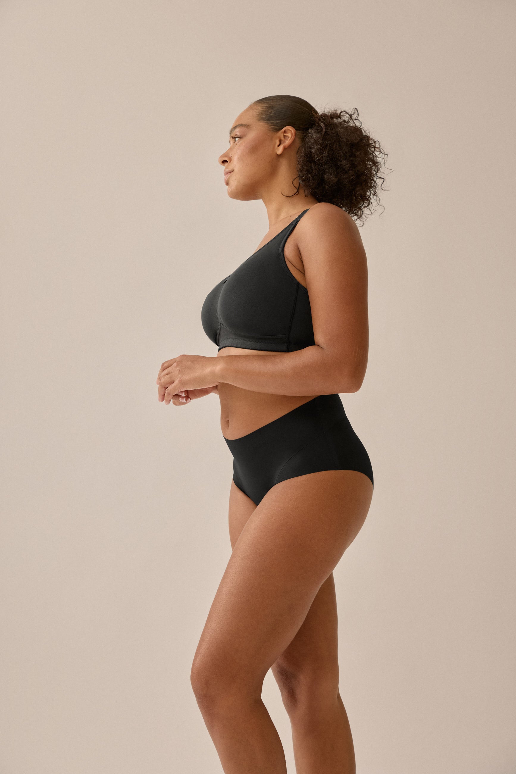 Classic Soft Bra with Pocket - Black