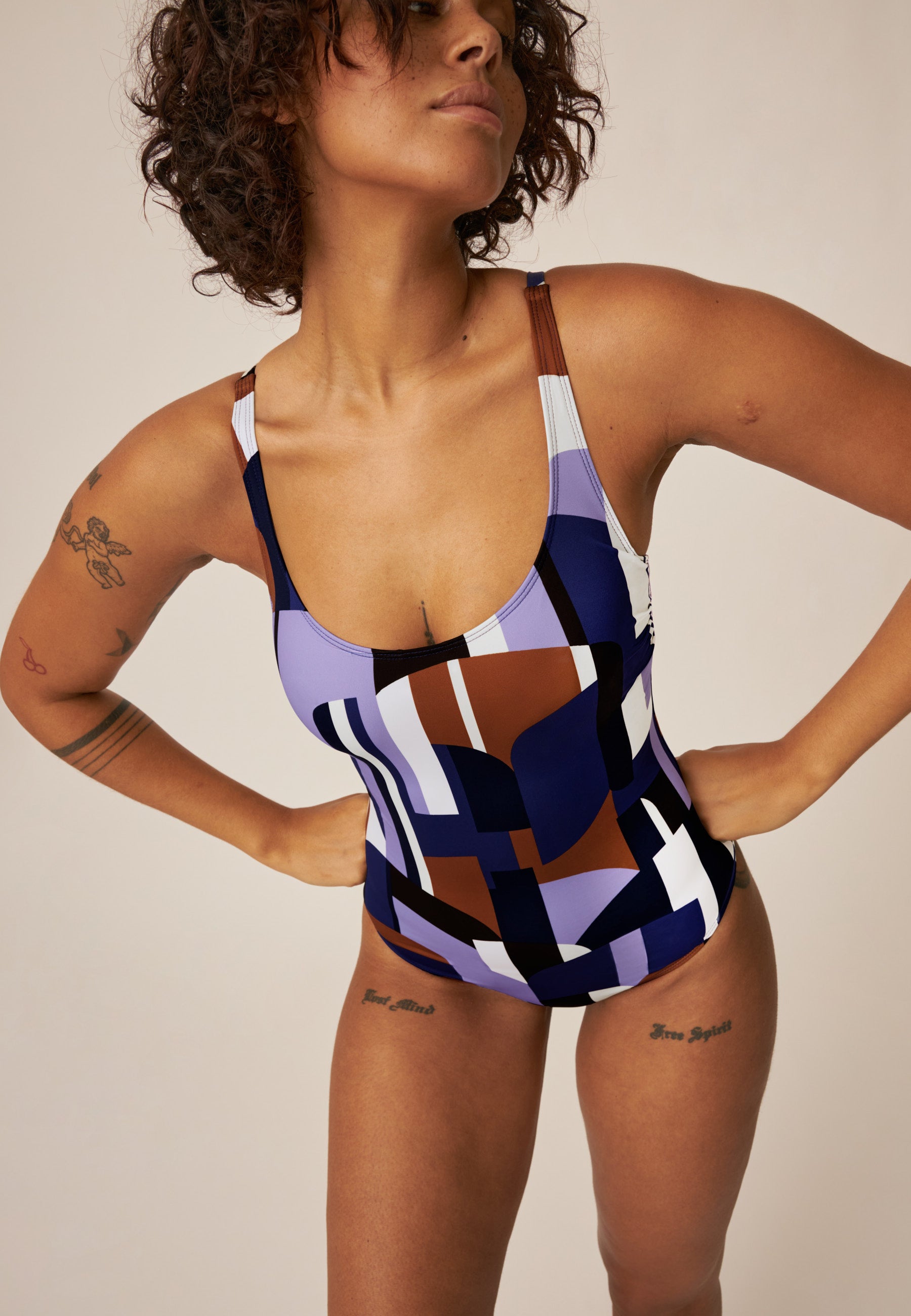 Swimsuit with underwire - City Vibes / Stockholm - Purple Brown White