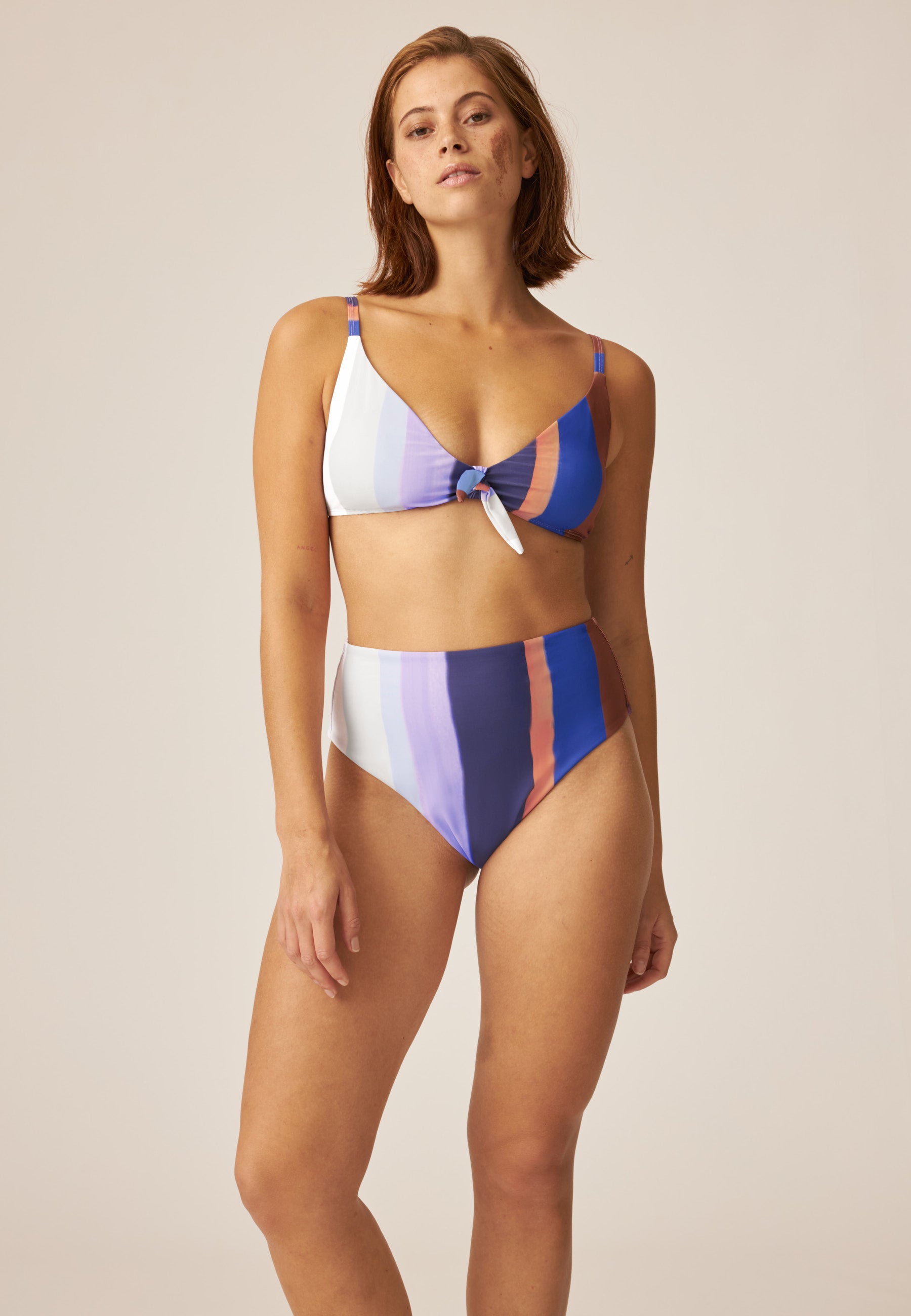 Bikini top with cup - City Vibes / Porto - Iris Lilac White