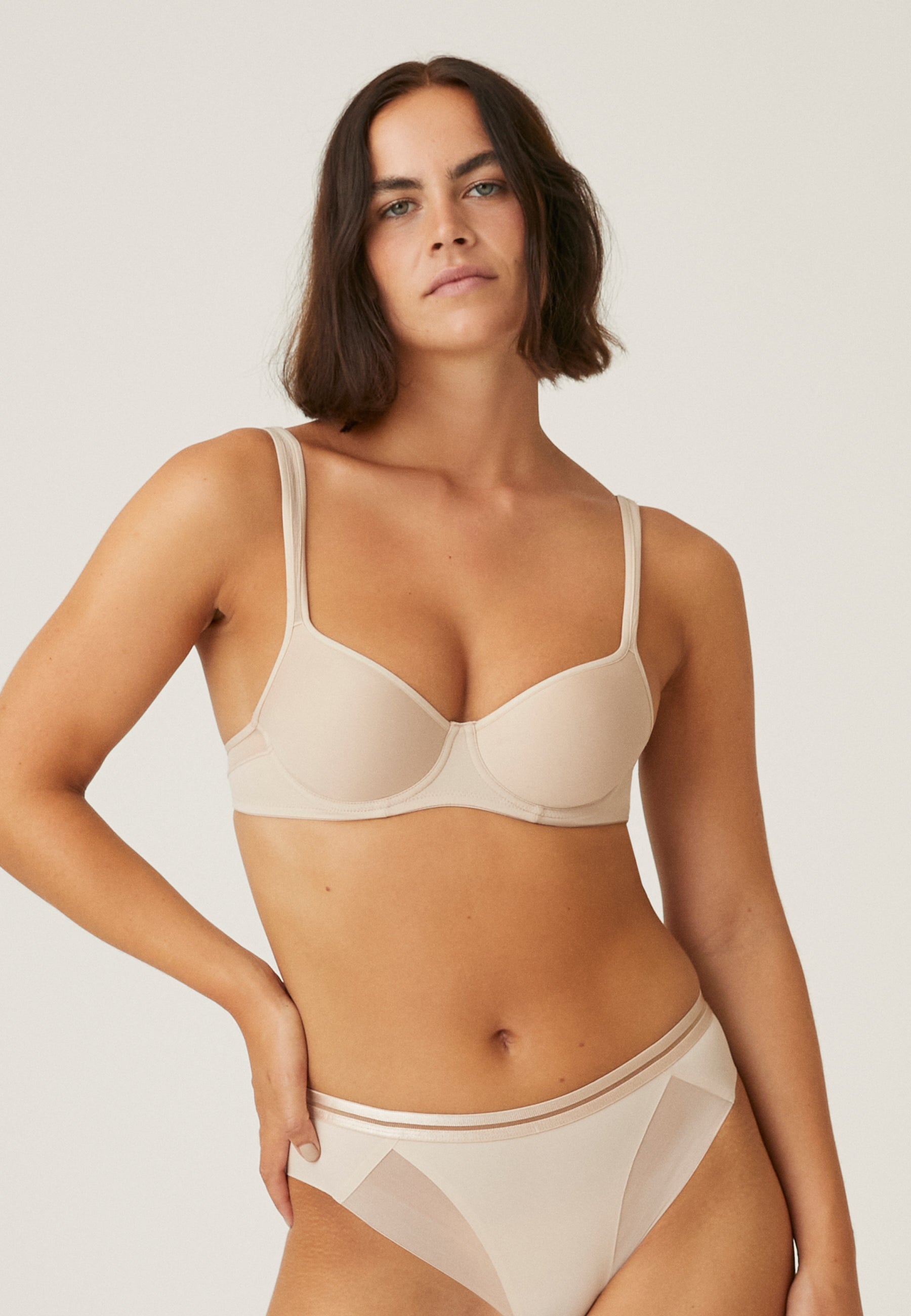 Spacer Underwire Bra with Mesh Detail - Light Beige