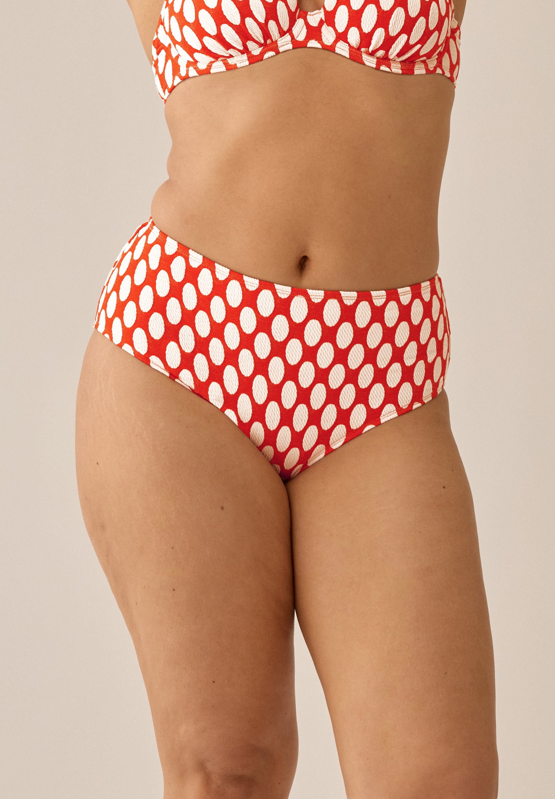 High Waist Bikini Bottoms in Polka Dot Design - Grenadine-Polka