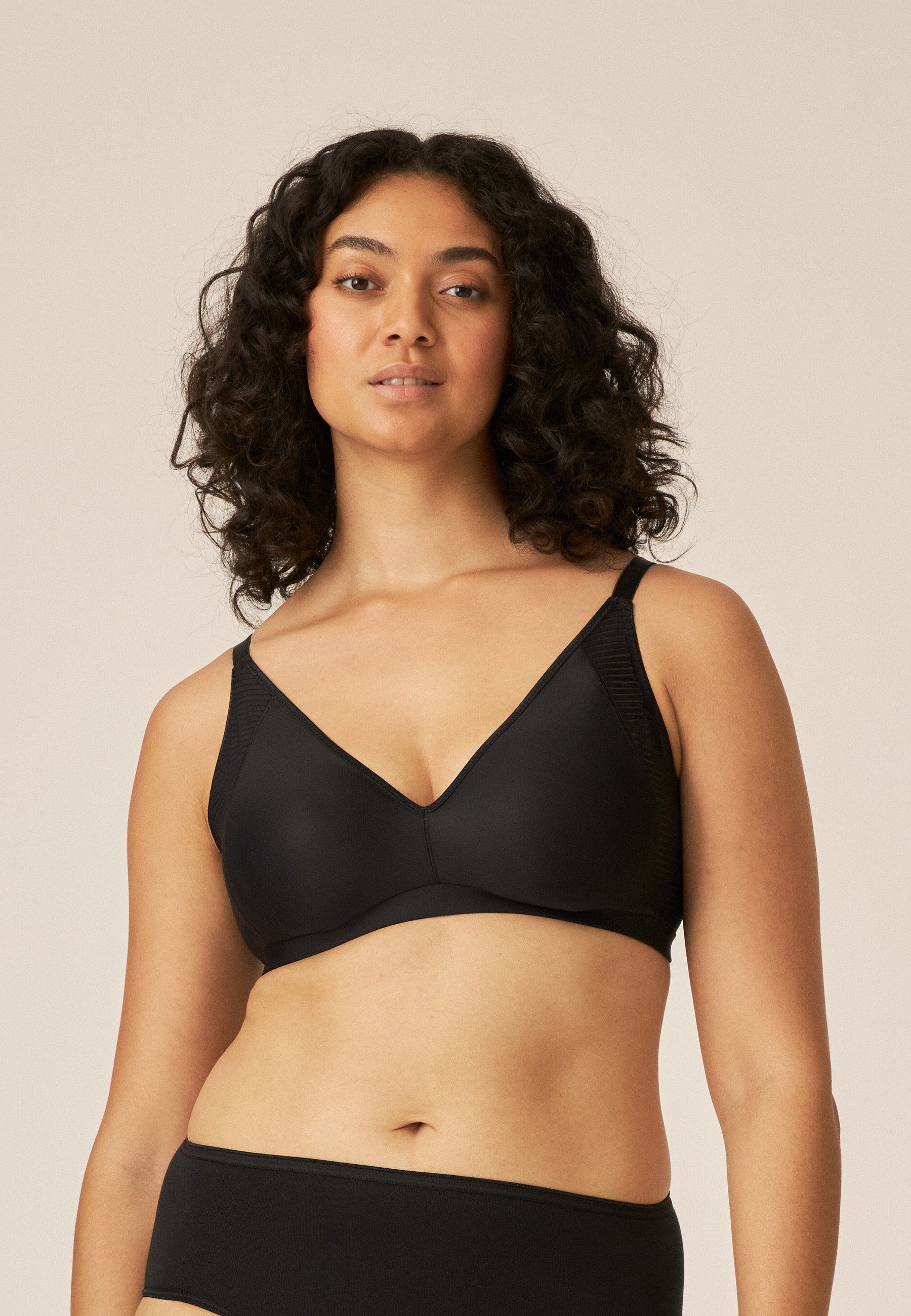 Soft Bra High Apex IDAIA - Black