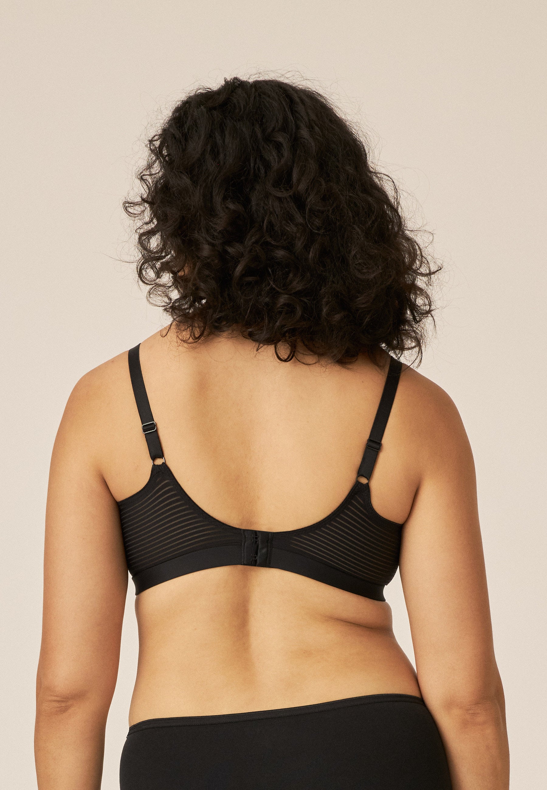 Soft Bra High Apex IDAIA - Black