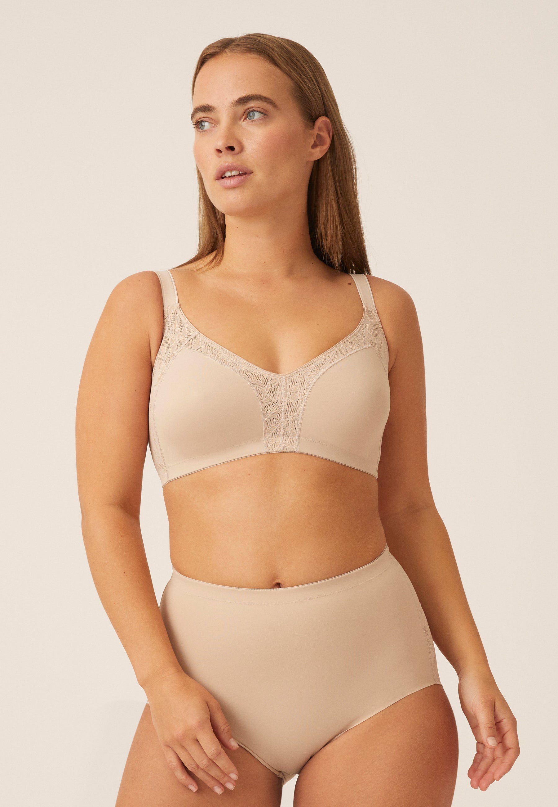 Minimizer and Side Smoother Bra with Lace - Light Beige