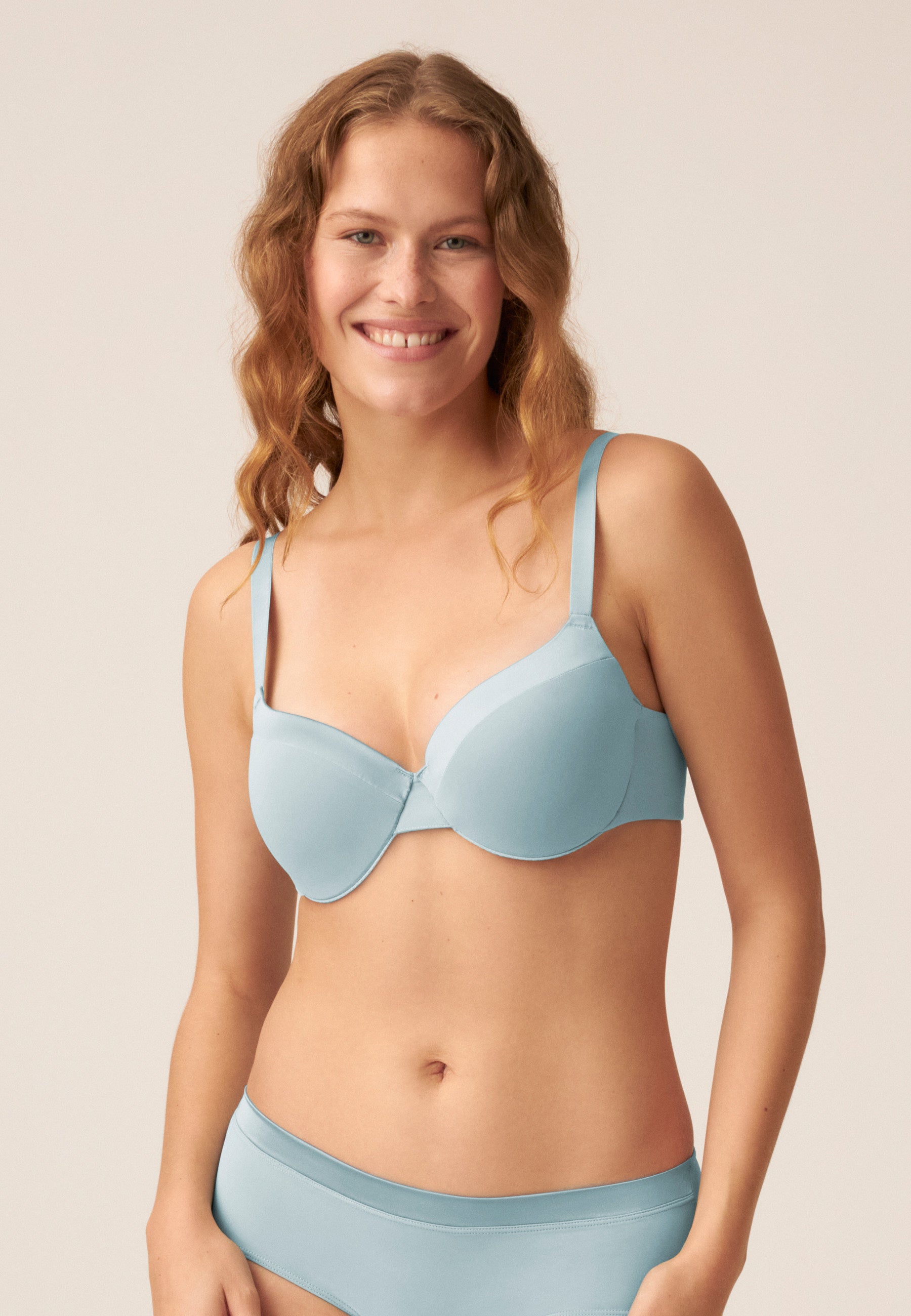 Underwired Bra with Shell